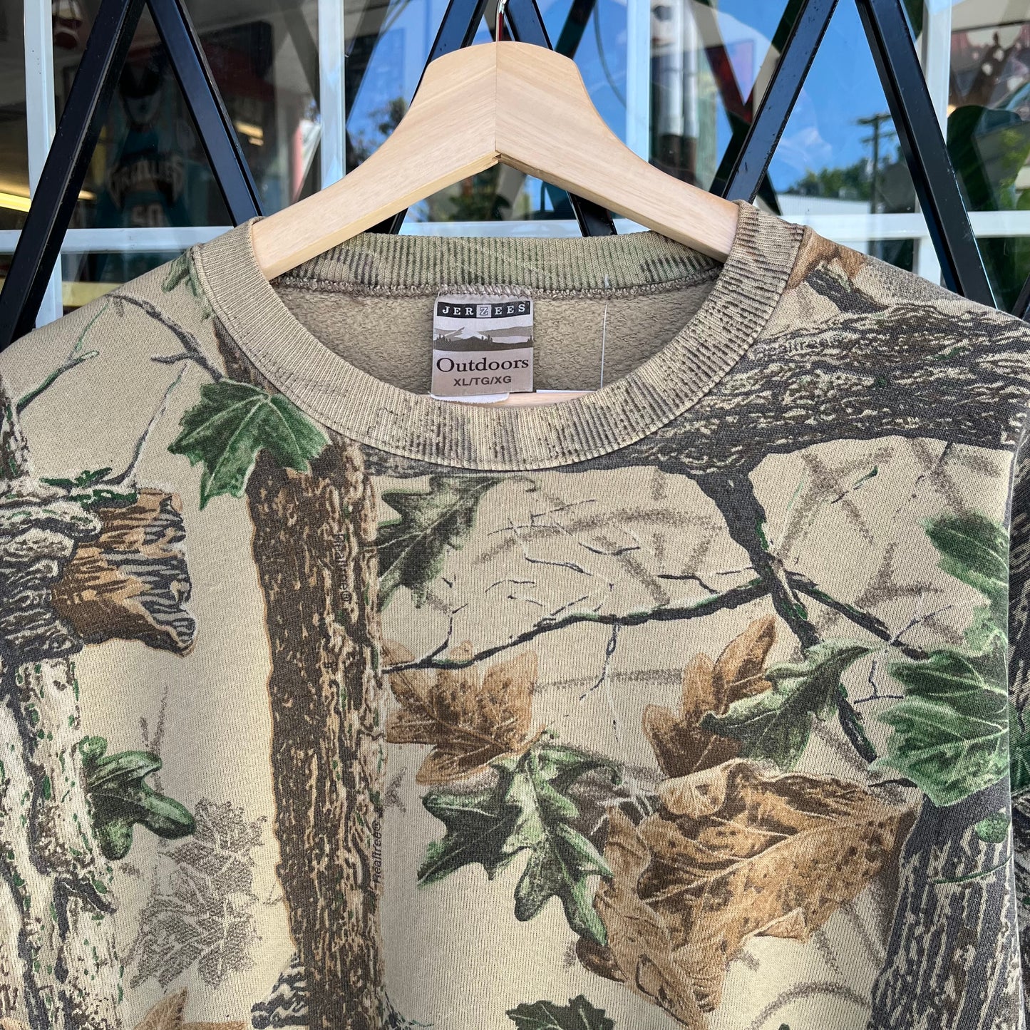 Vintage Realtree Crewneck - Size XL