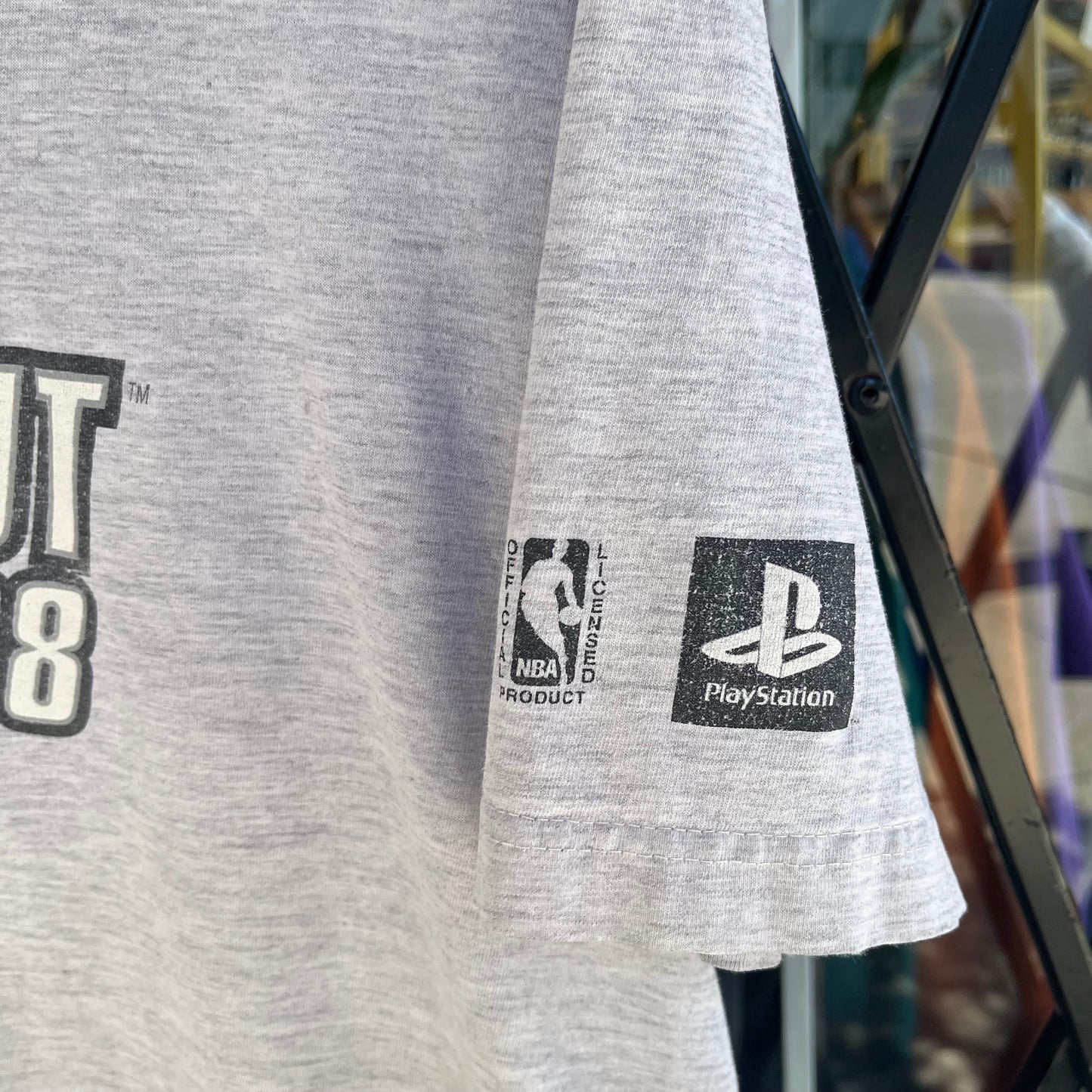 Distressed 1998 NBA Shootout Tee - Size L