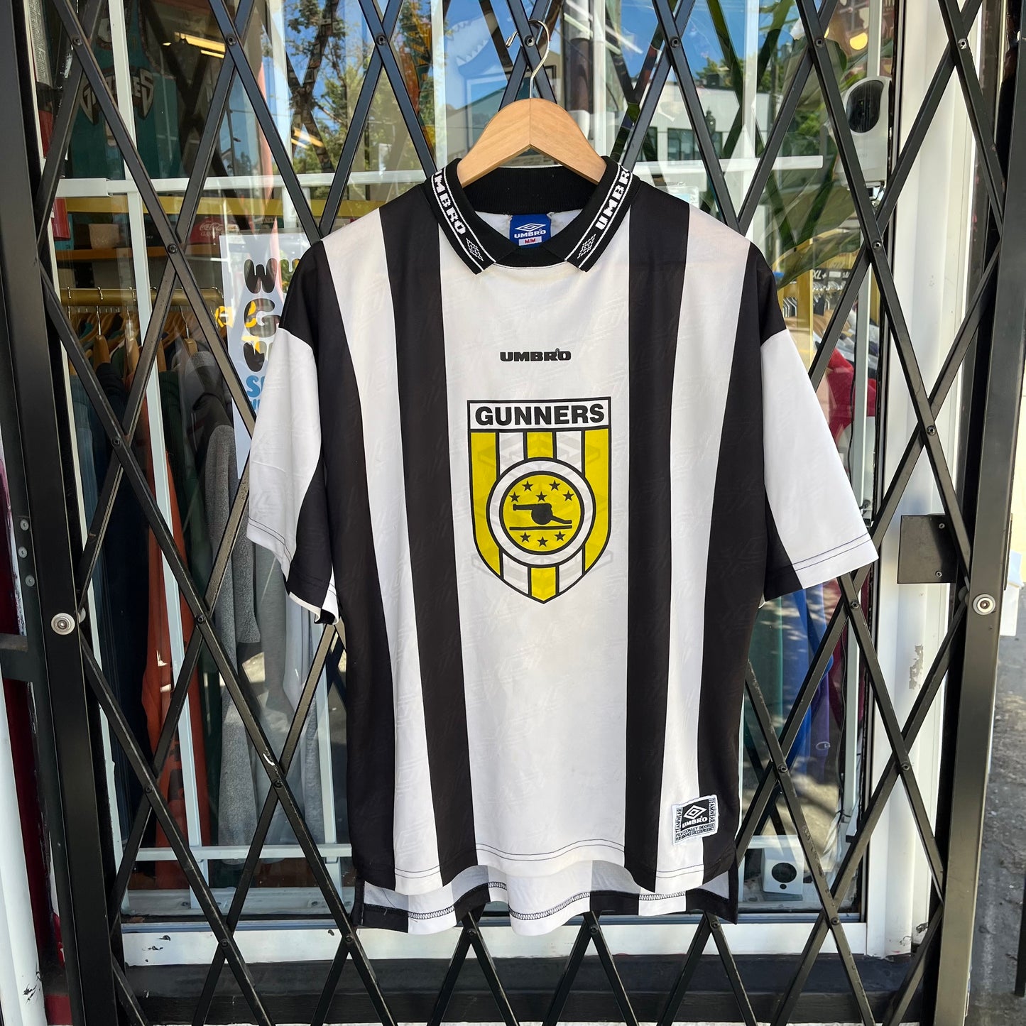 Vintage Umbro Gunners FC Jersey - Size M