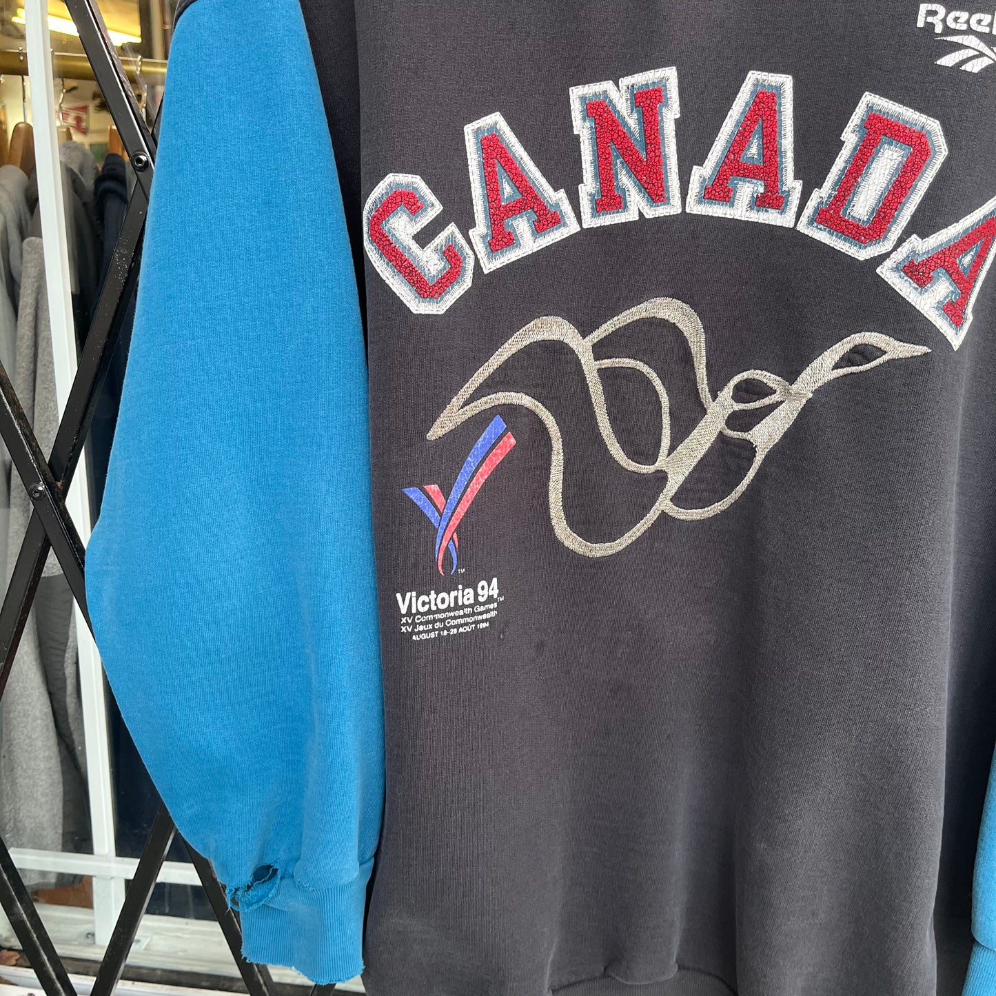 1994 Reebok Victoria Canada Commonwealth Games Sweater - Size M