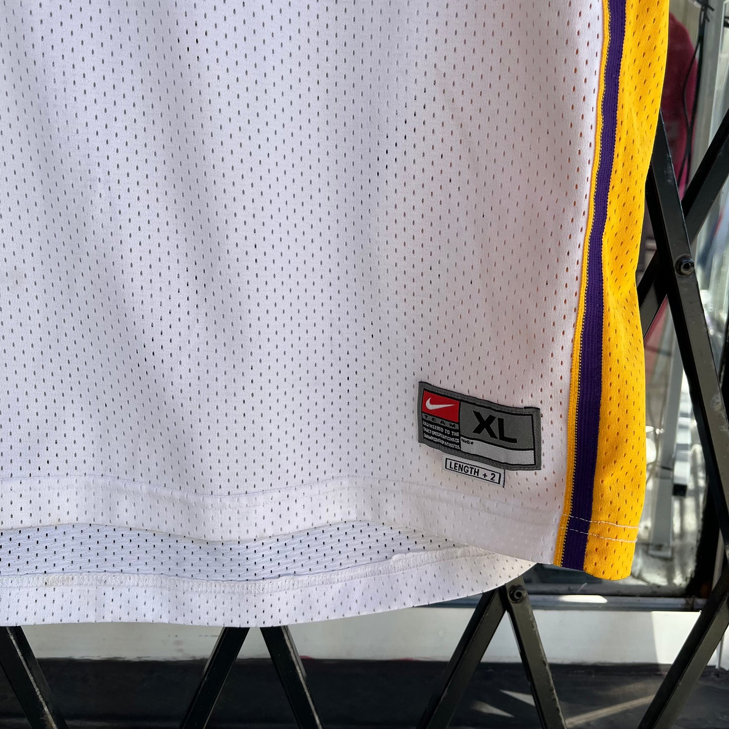 Retro Nike Kobe Bryant Lakers Jersey - Size Youth XL