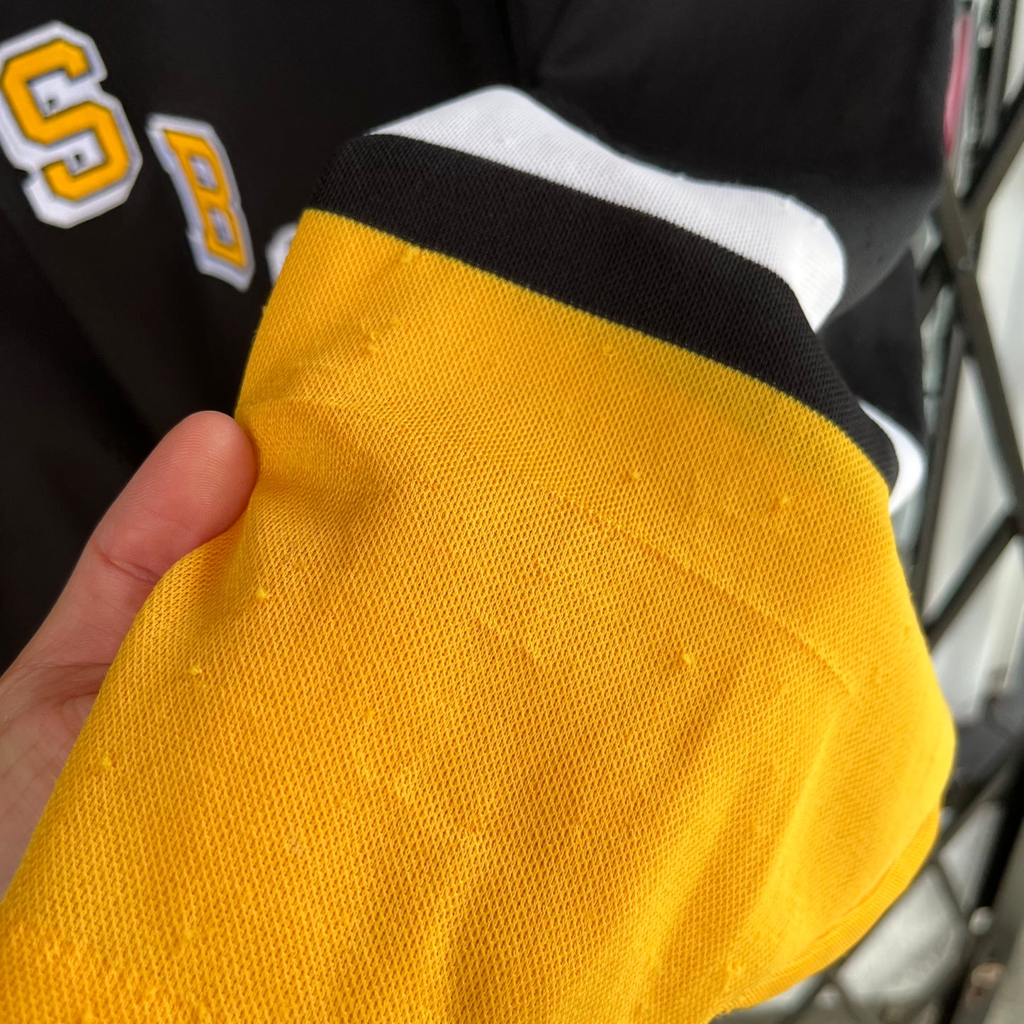 Vintage Pittsburgh Penguins Jersey - Size M