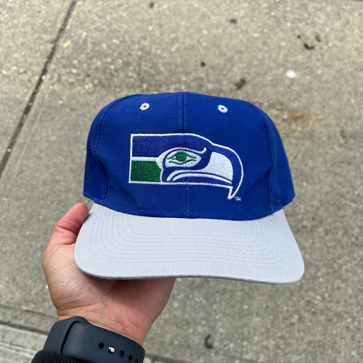 Vintage Logo 7 Seattle Seahawks Snapback