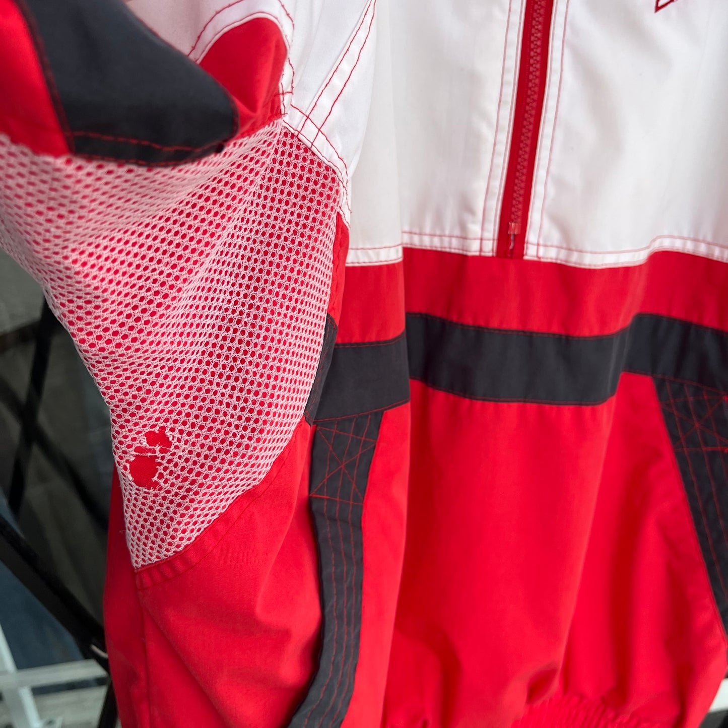 Vintage Starter Indiana University Hoosiers Pullover Windbreaker - Size L