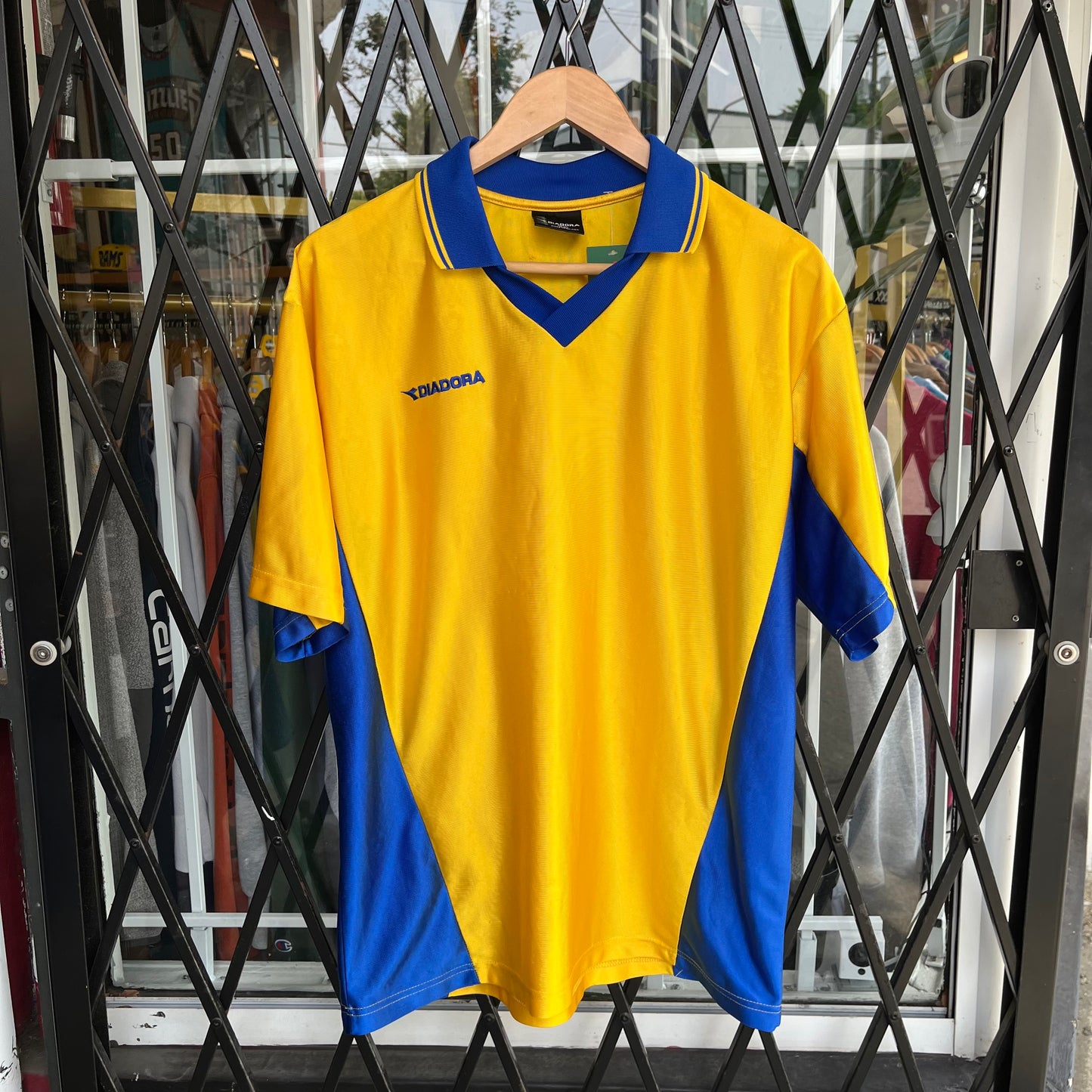 Vintage Diadora Jersey - Size M