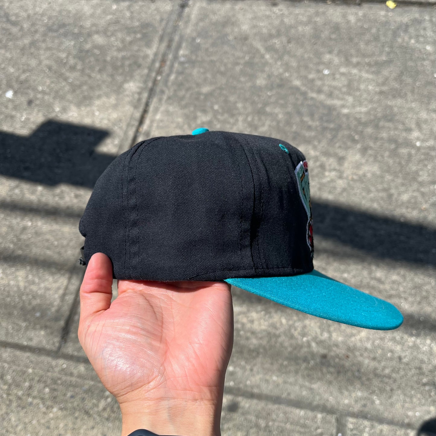 Vintage Vancouver Grizzlies Snapback