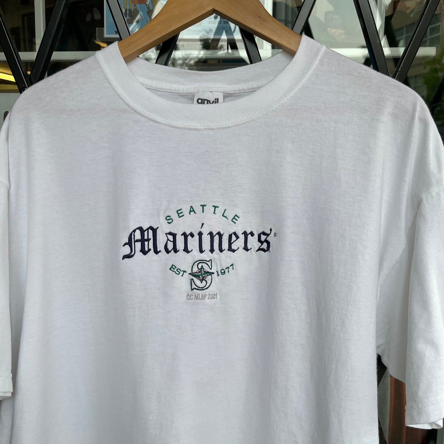 2001 Seattle Mariners Embroidered Tee - Size XL