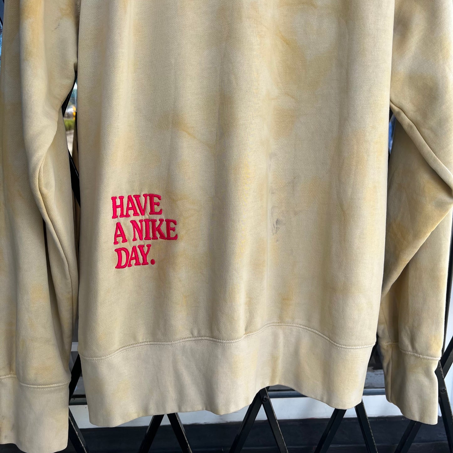 Nike Tie Dye Sun Flower Crewneck - Size L