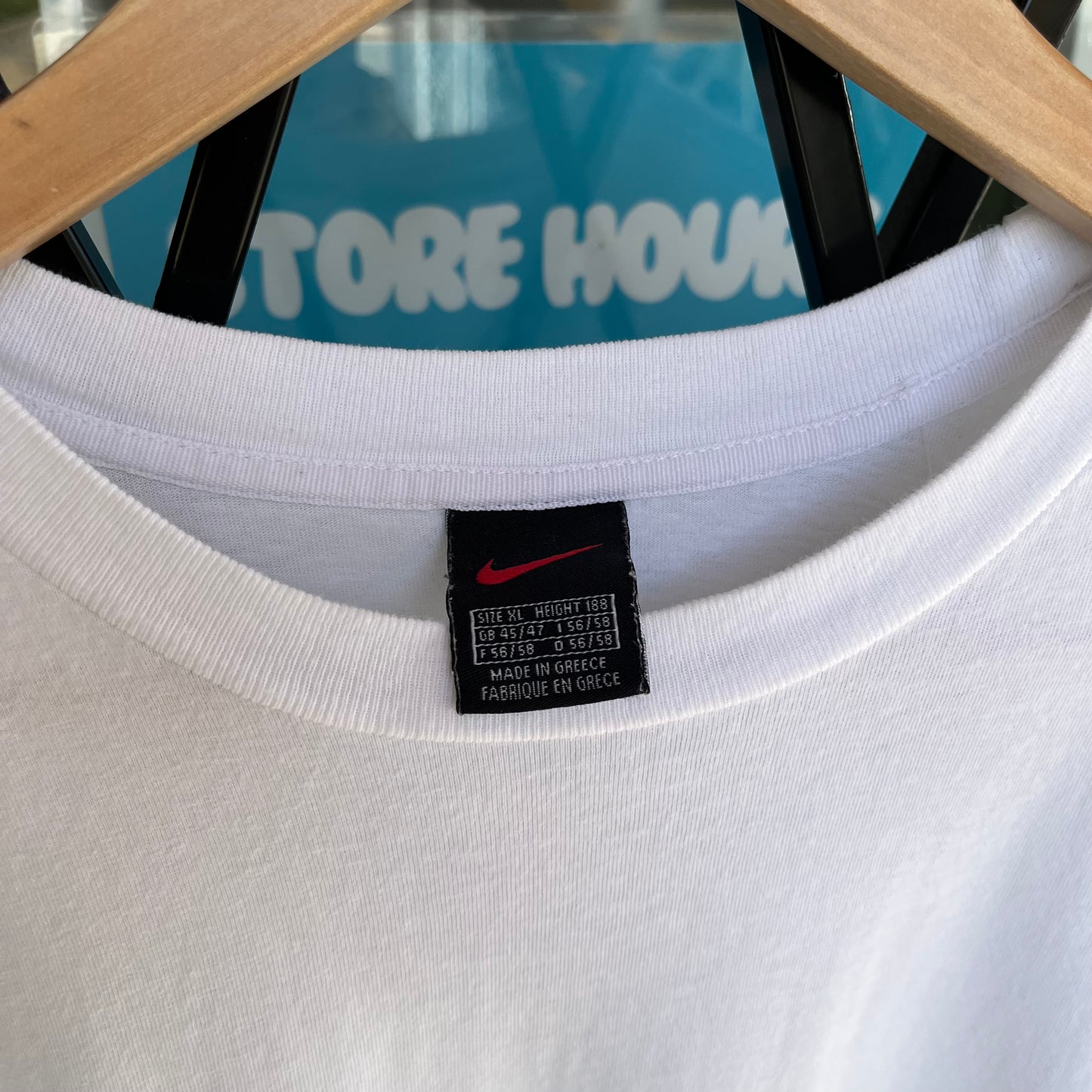 Vintage Nike Essential Tee - Size XL
