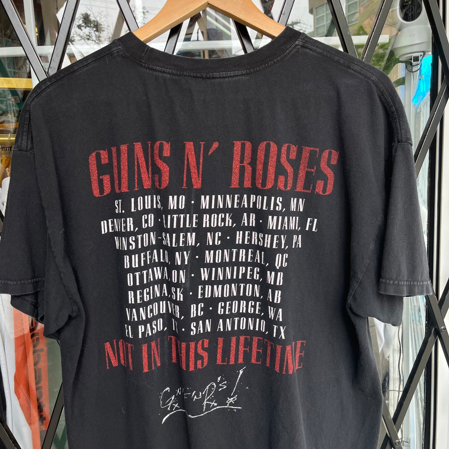 Guns N Roses Band Tour Tee - Size XL