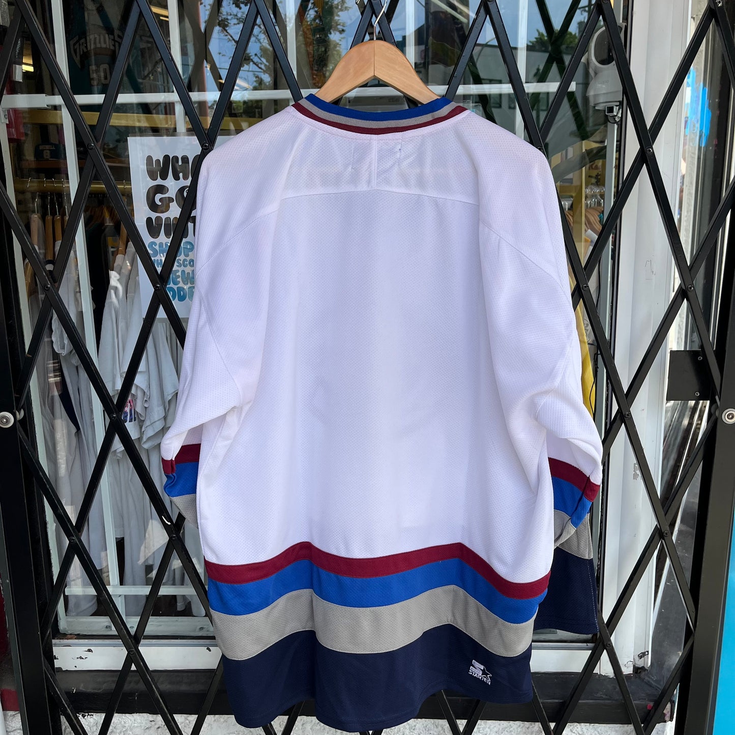 Vintage Starter Vancouver Canucks Jersey - Size XL