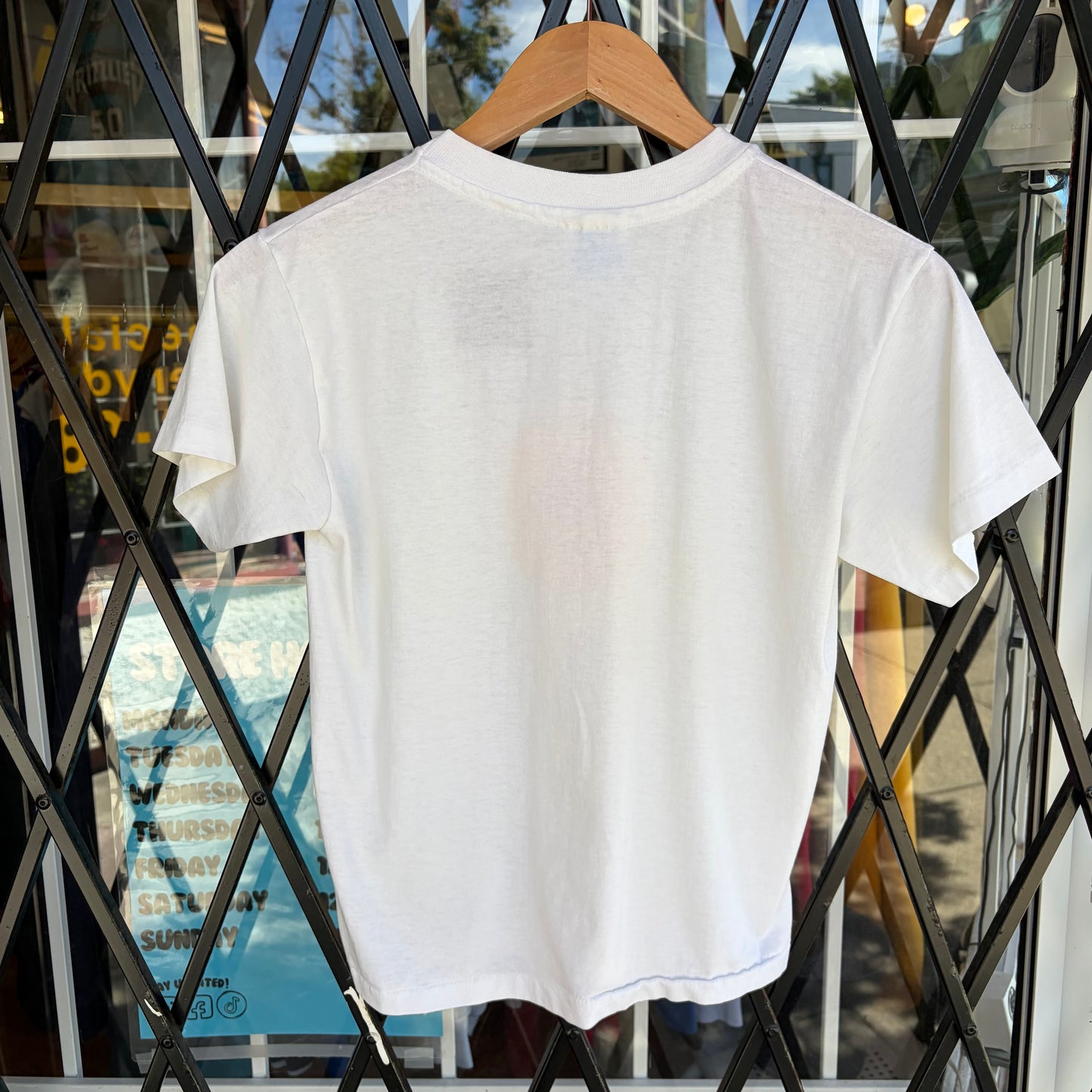 Vintage Sunflower Mini Tee - Size Women’s L