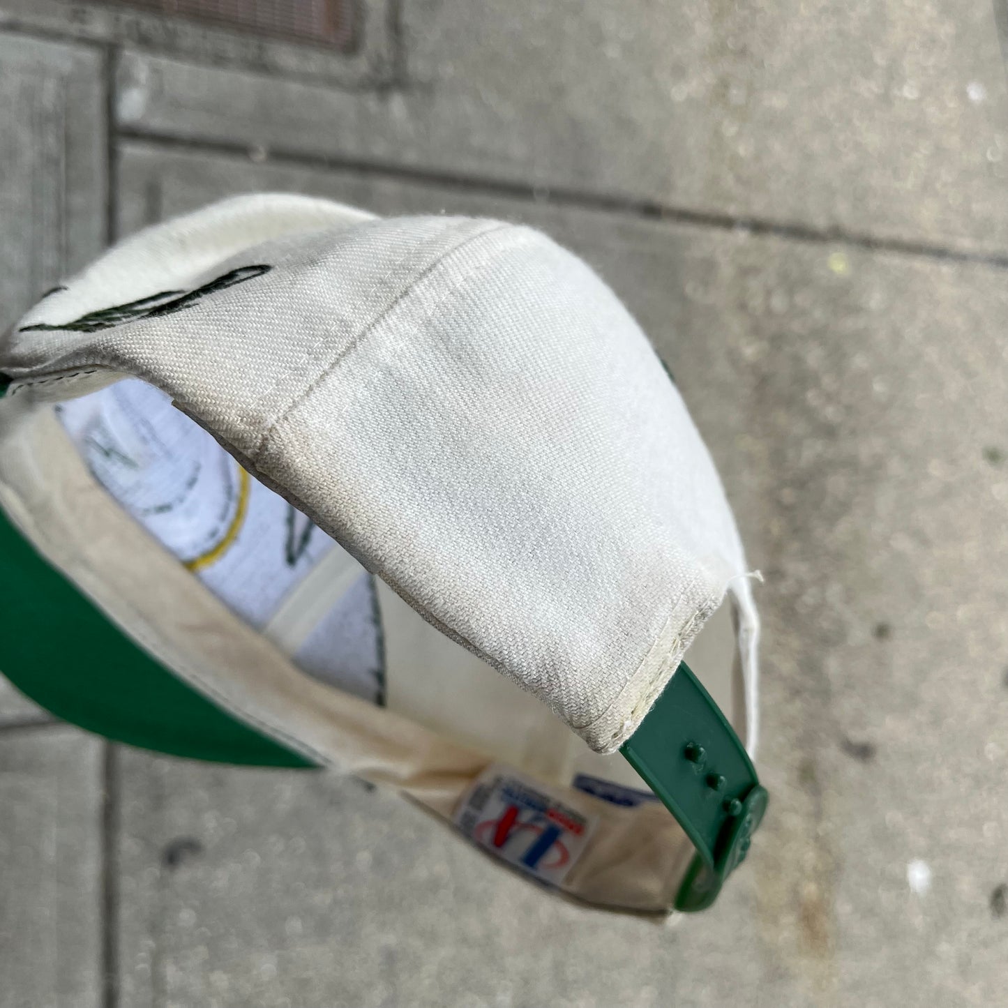 Vintage Logo Athletic Green Bay Packers Sharktooth Snapback