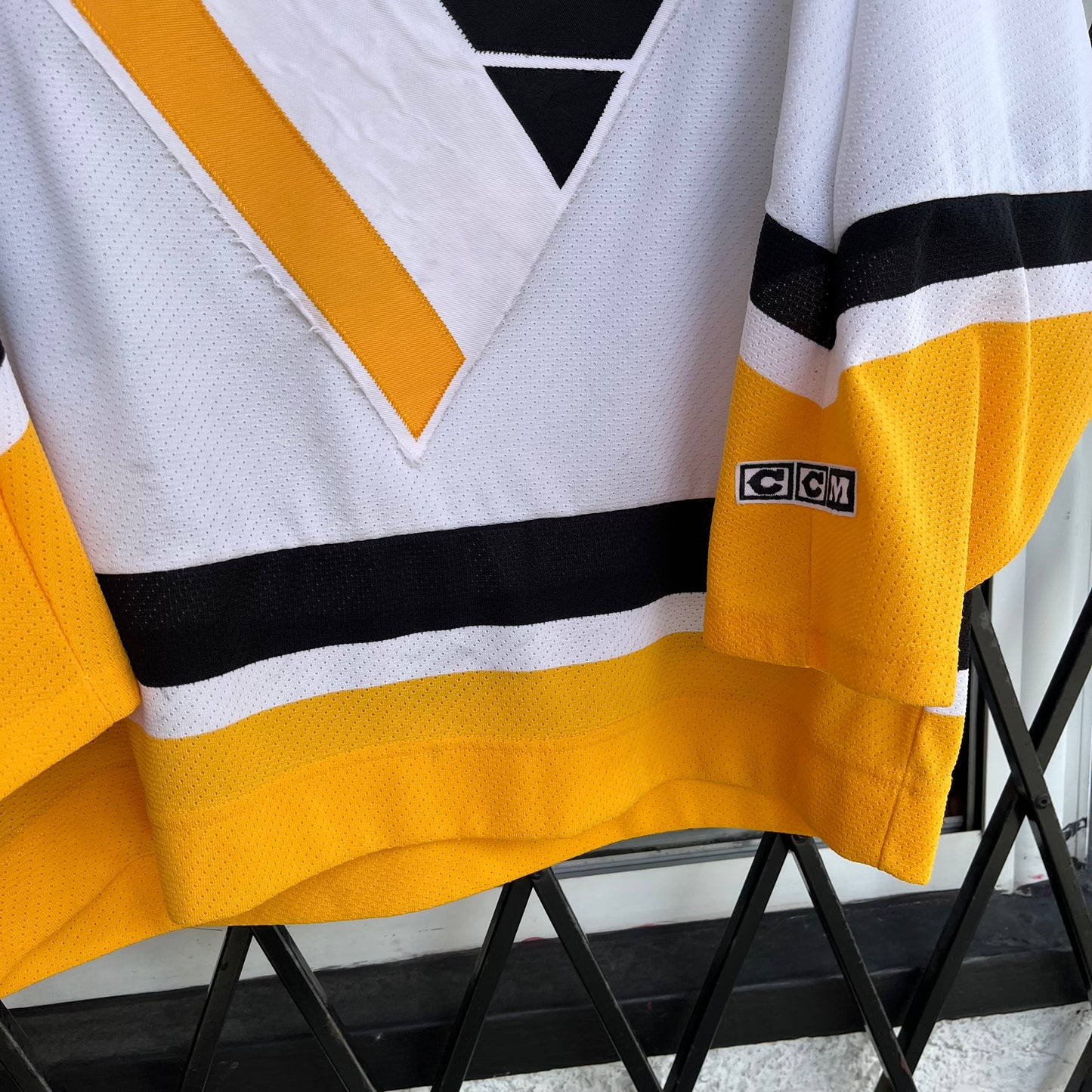 CCM Pittsburgh Penguins Jersey - Size M