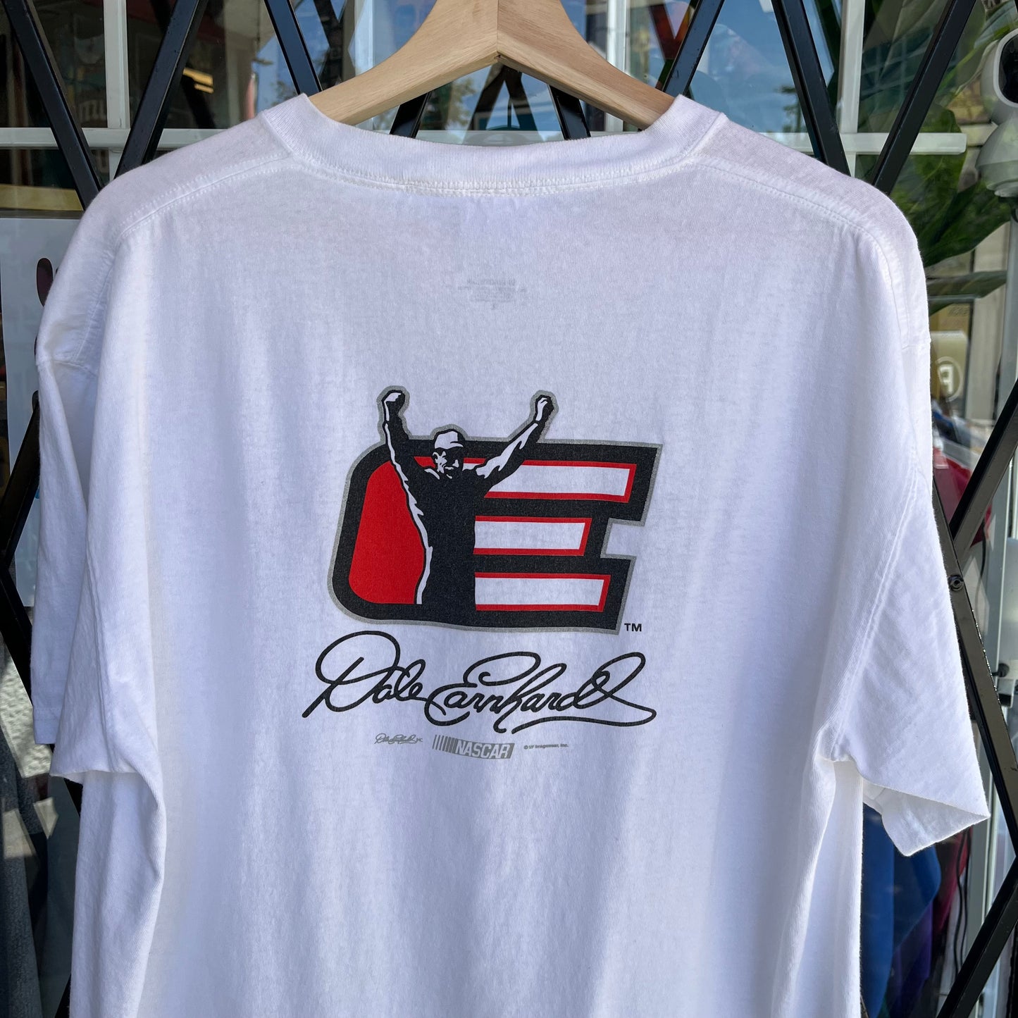 Dale Earnhardt NASCAR racing Tee - Size L