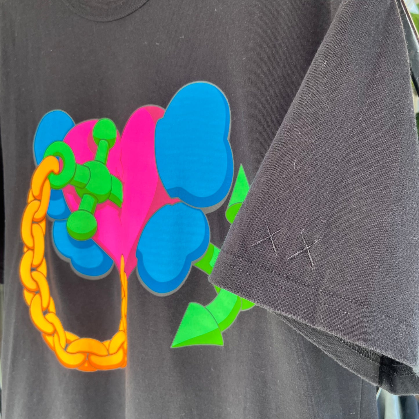 OriginalFake Kaws Tee - Size 3