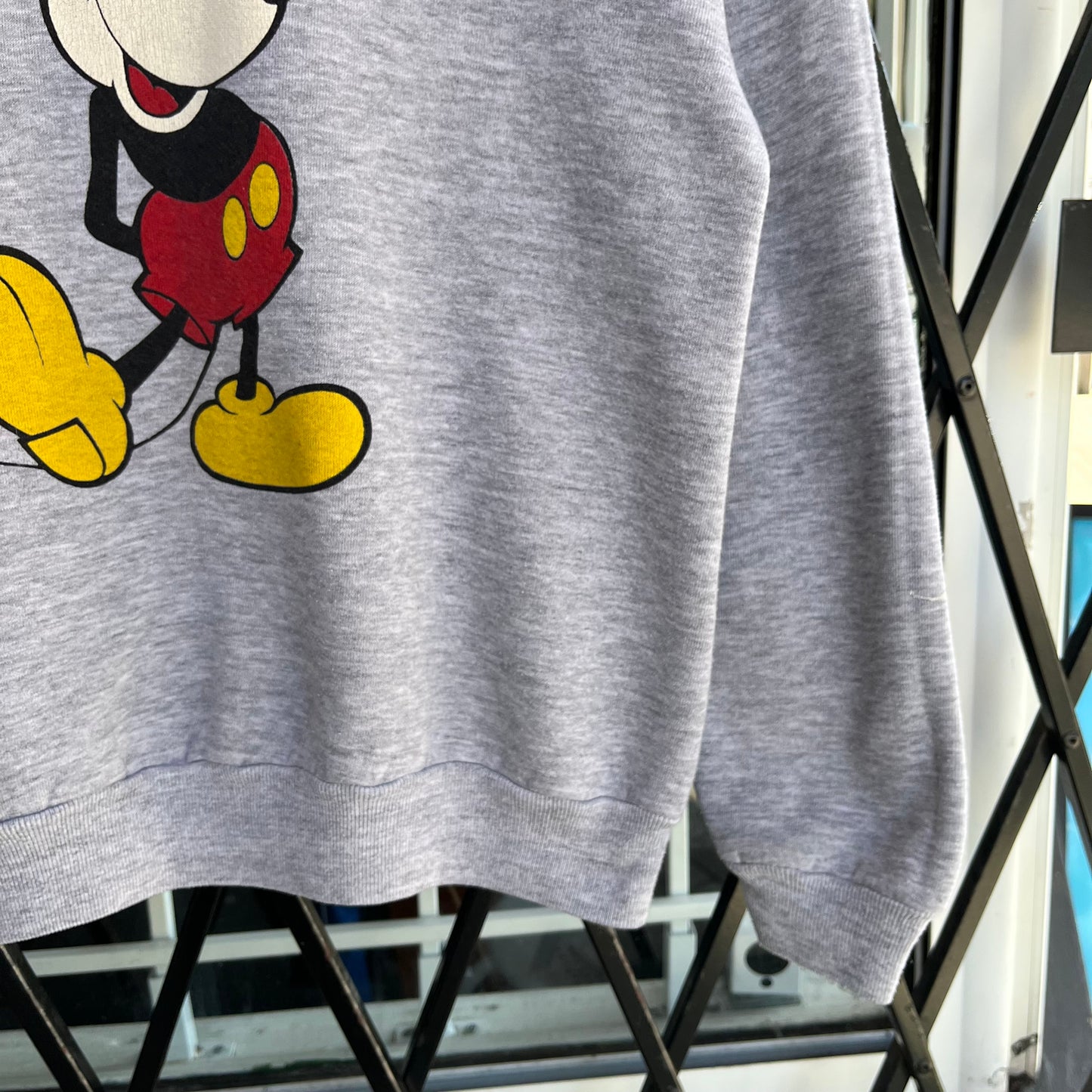 1980’S Disney Mickey Mouse Crewneck - Size L