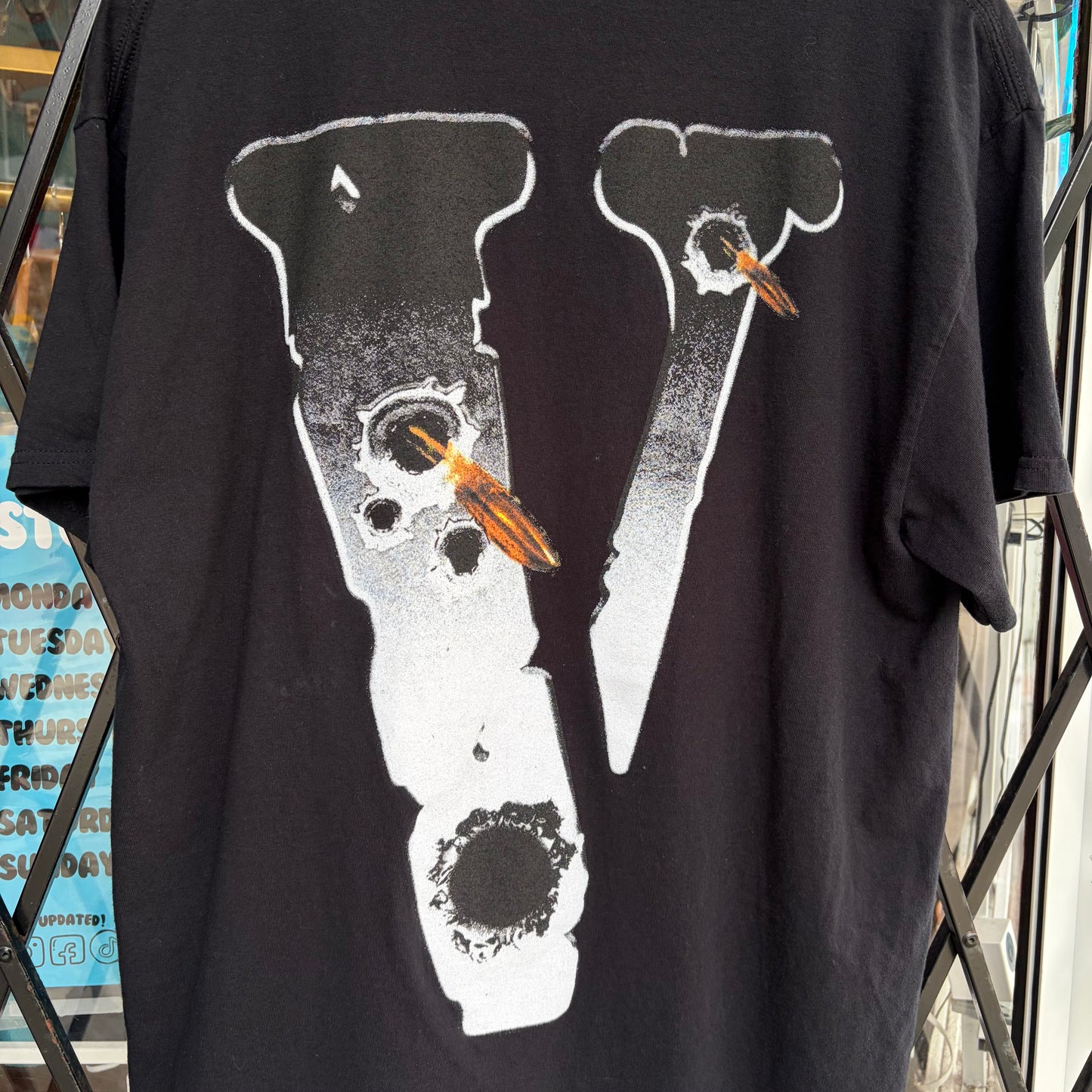 Vlone x Pop Smoke Tee - Size XL