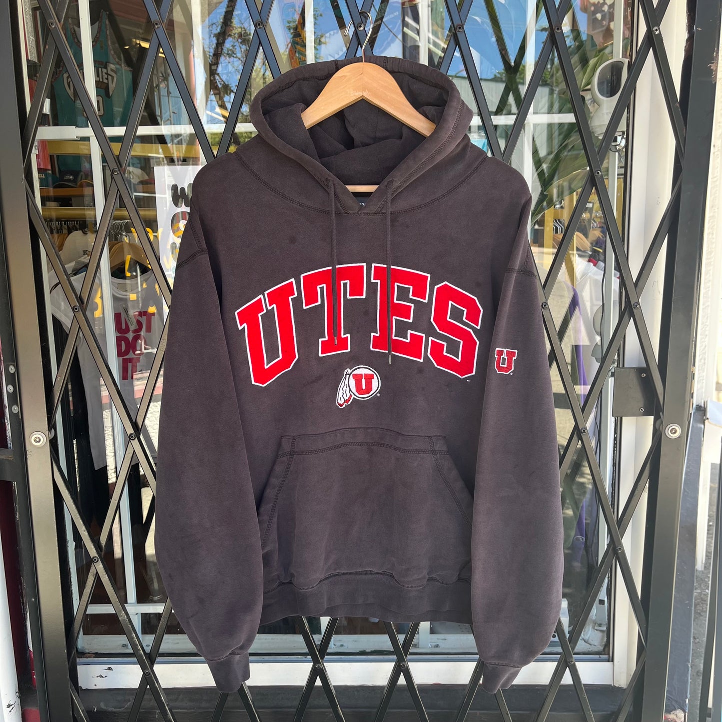 University of Utah Hoodie - Size M