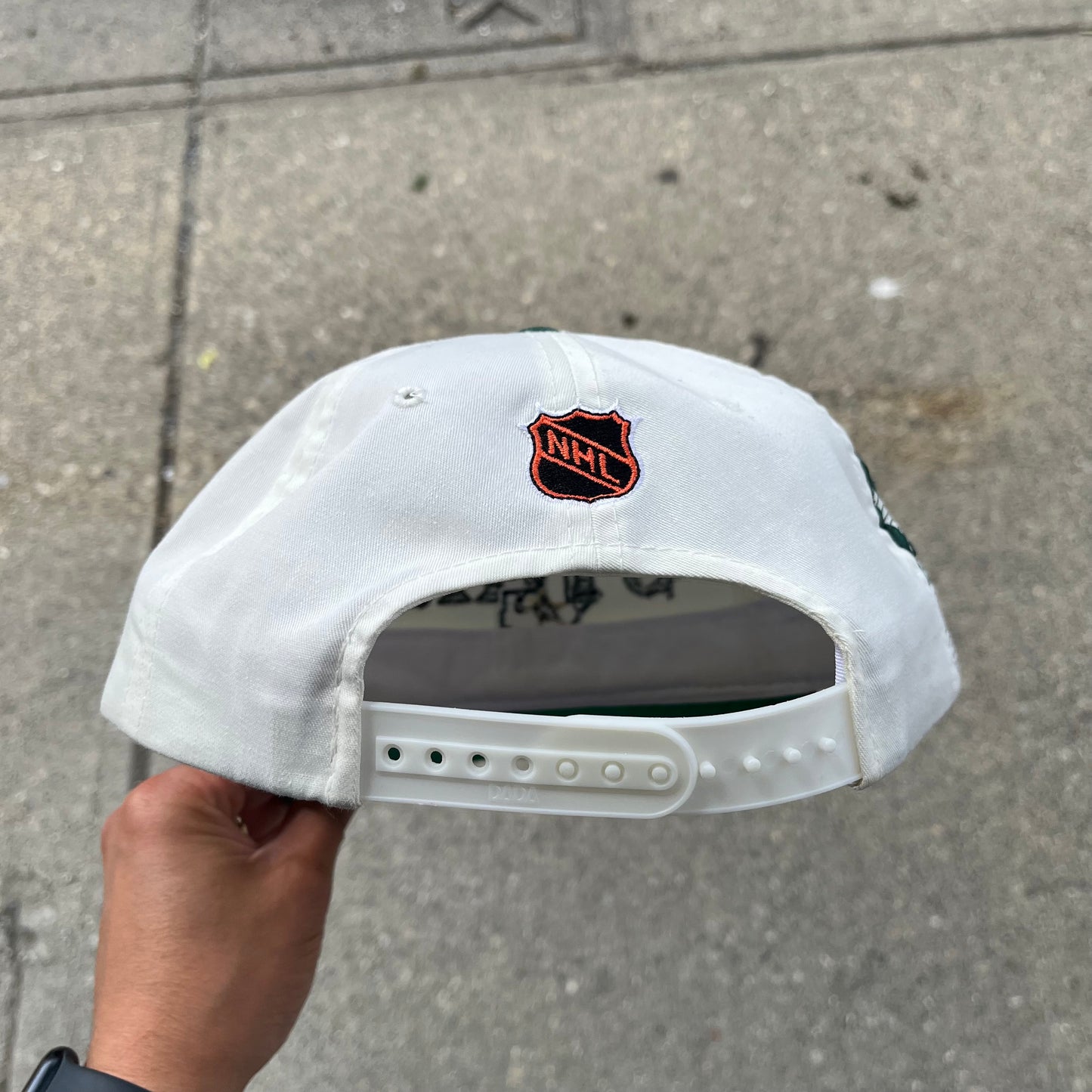 Vintage Sports Specialties Dallas Stars Snapback