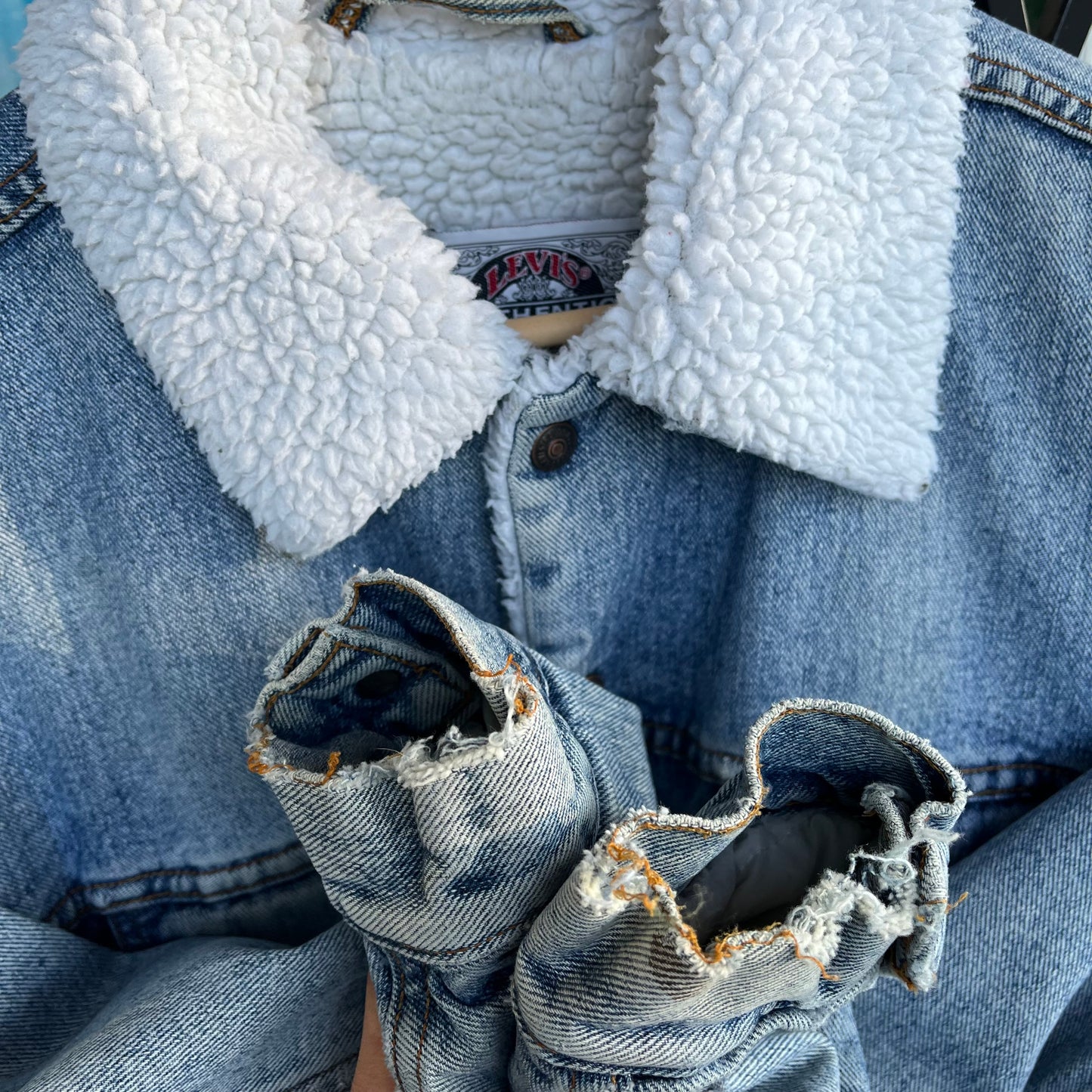 Vintage Levi’s Sherpa Lined Denim Jacket - Size S
