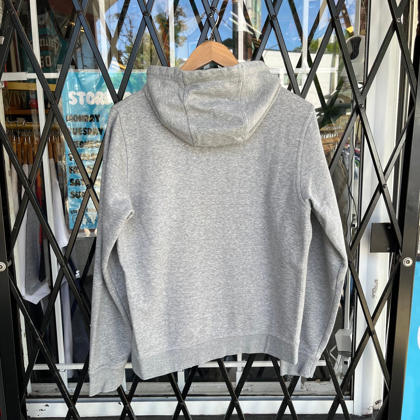 Nike Essential Hoodie - Size M
