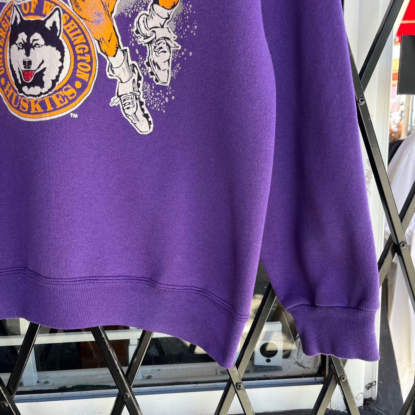Vintage Washington Huskies Crewneck - Size L