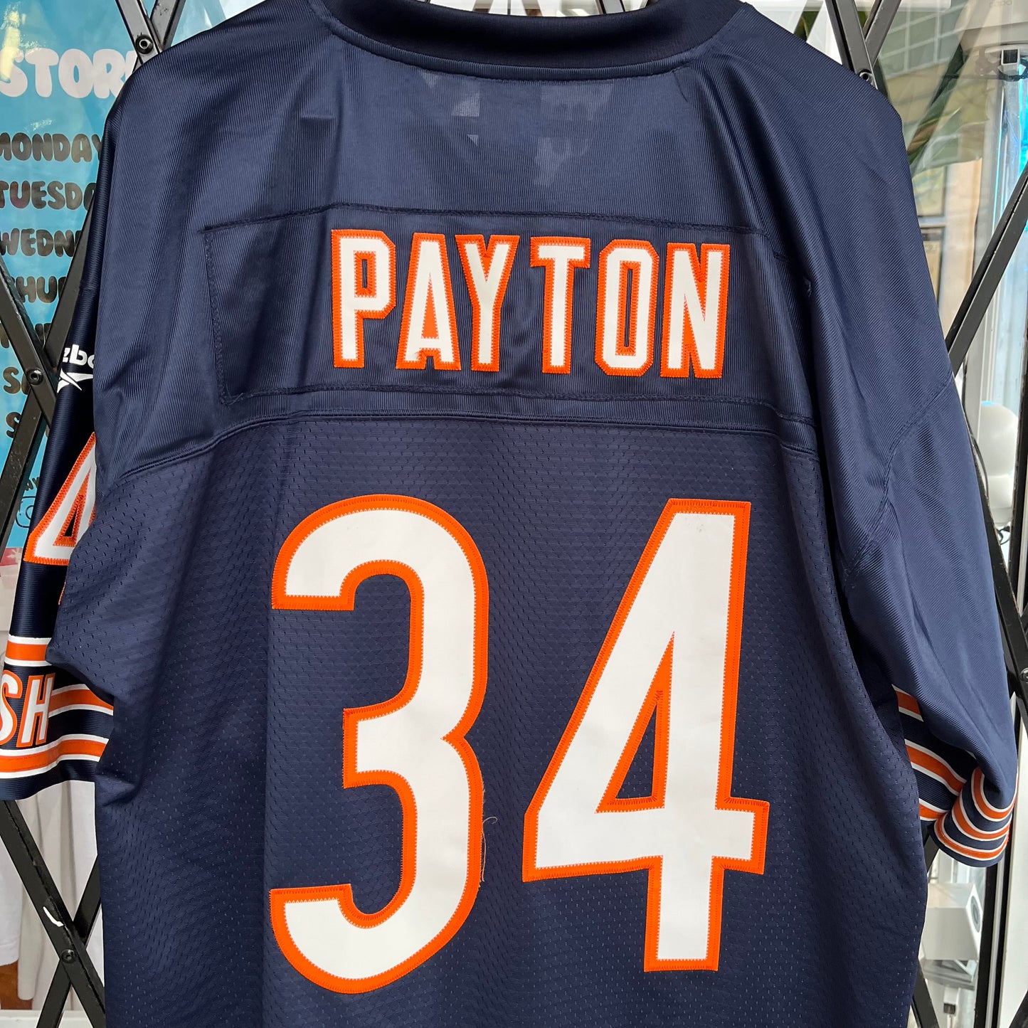 Reebok Chicago Bears Walter Payton Throwbacks Jersey - Size XL