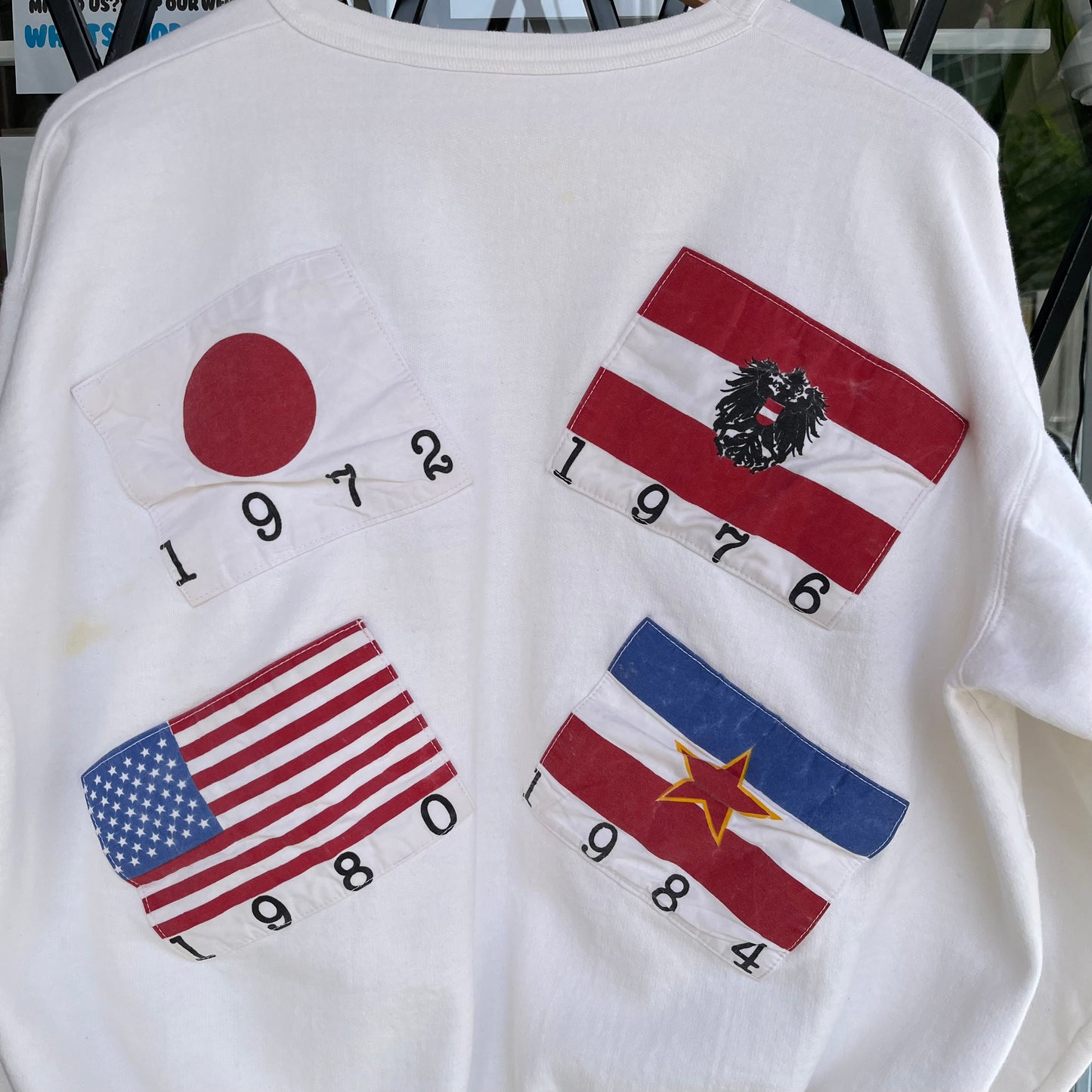Vintage Olympic Flags Crewneck - Size M