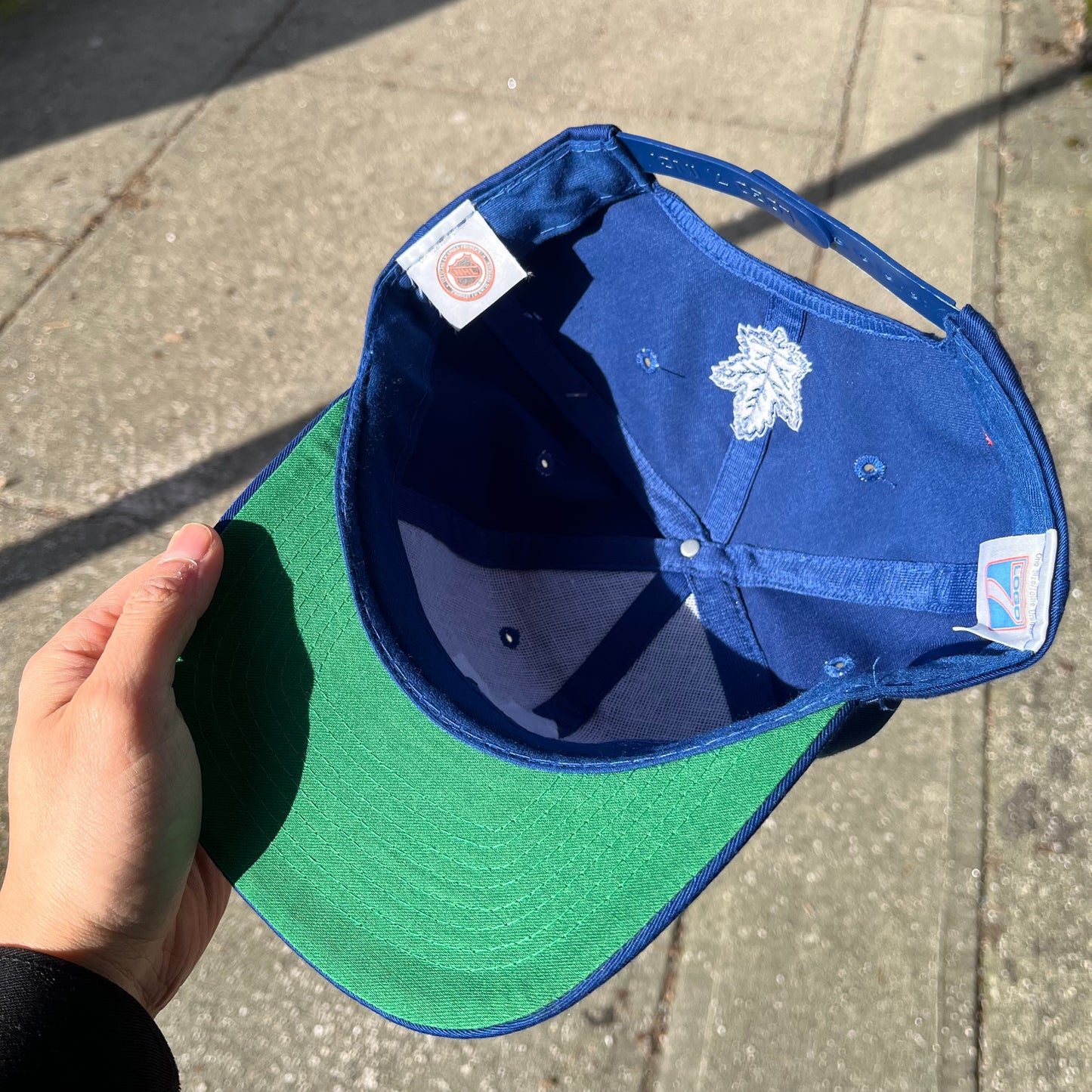 Vintage Logo 7 Toronto Maple Leafs Snapback