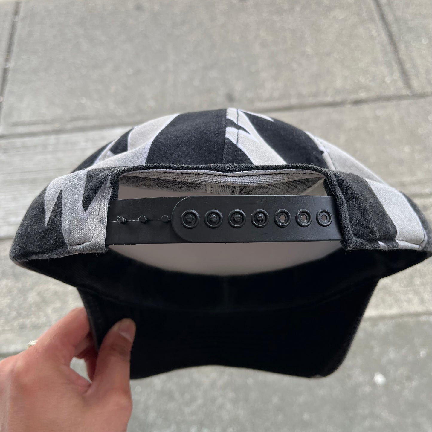 Vintage Los Angeles Raiders Zubaz Snapback