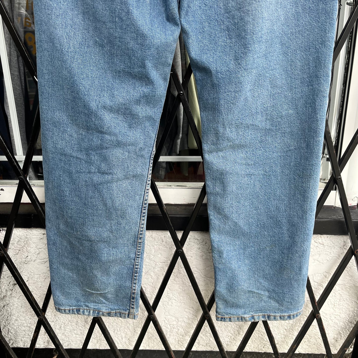 Levi’s 550 Pants - Size 38W
