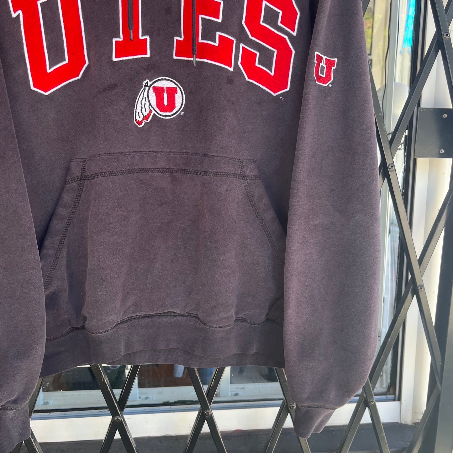 University of Utah Hoodie - Size M