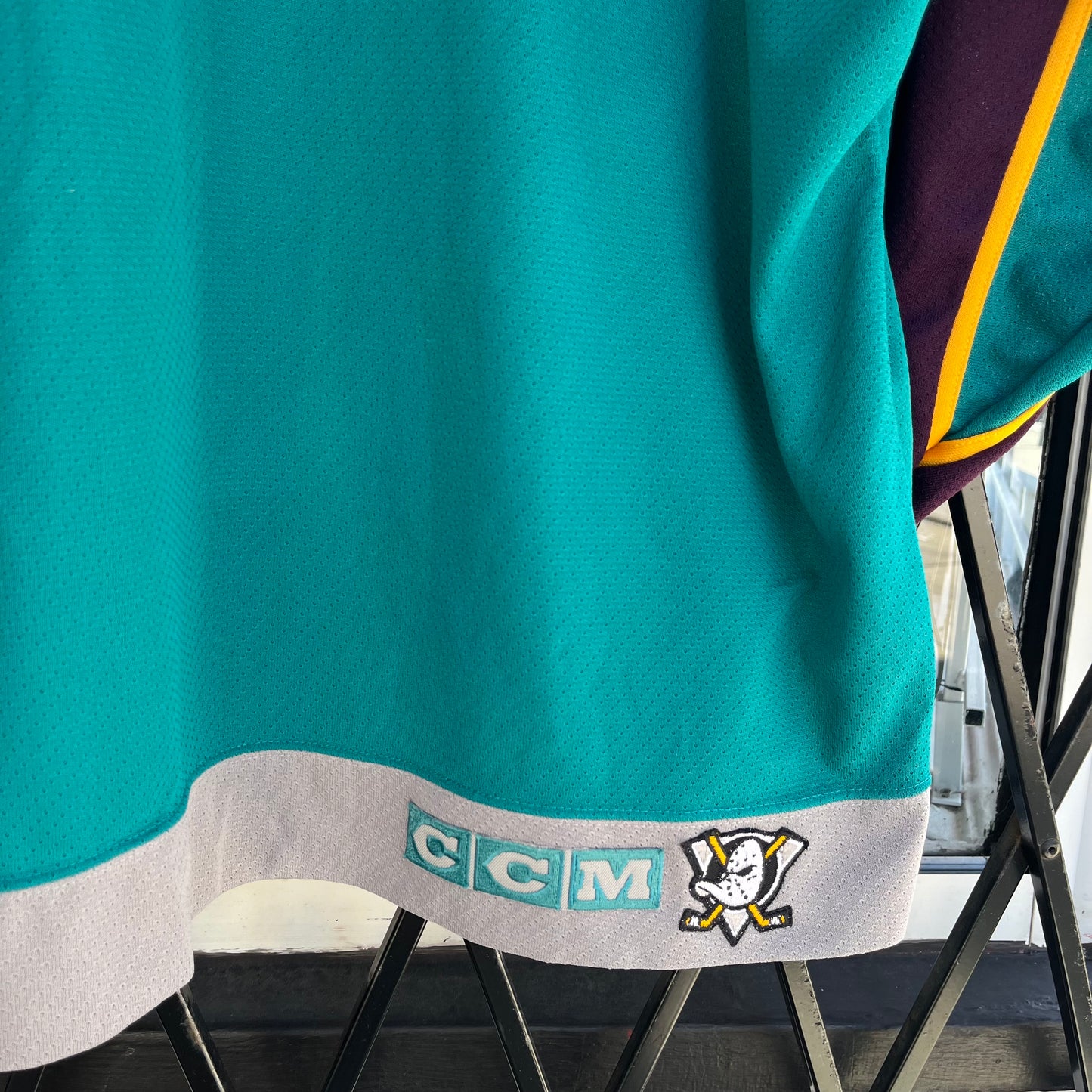 Vintage Anaheim Ducks Jersey - Size L