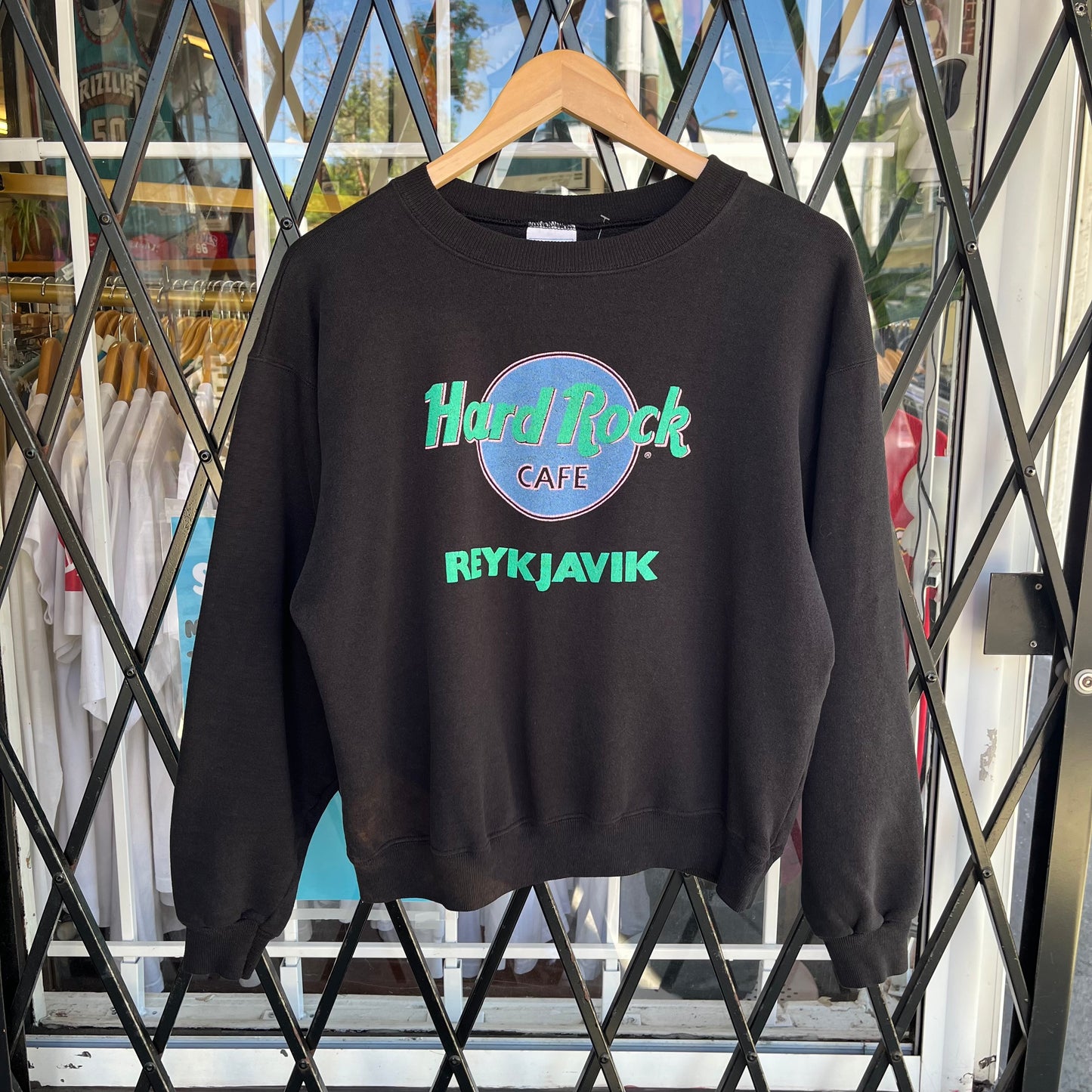 Vintage Hard Rock Cafe Reykjavik Crewneck - Size L