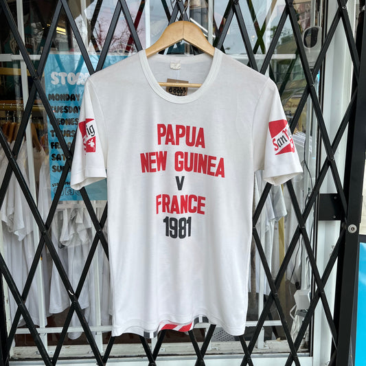 1981 Papua New Guinea vs France Rugby Match San Miguel Tee - Size M