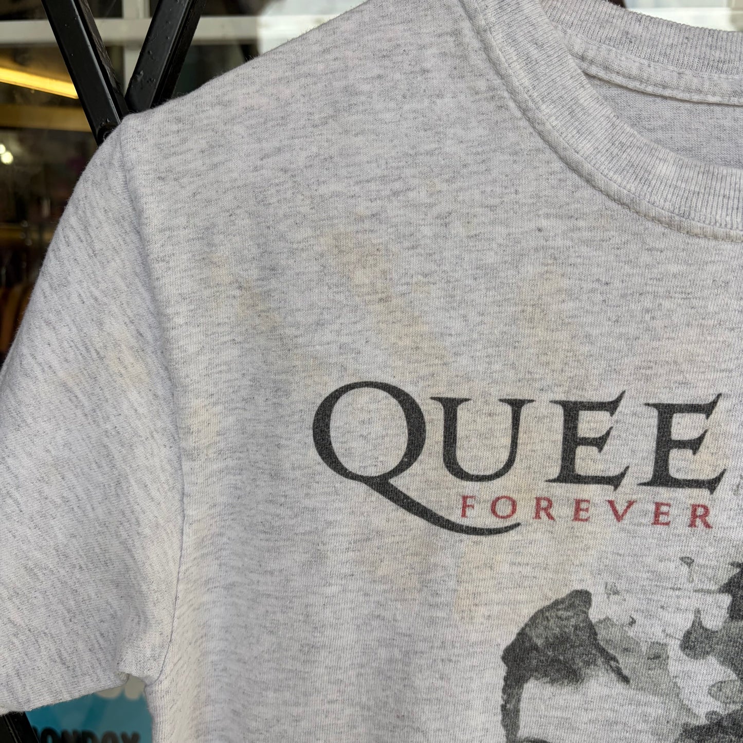 Queen Forever Tee - Size M