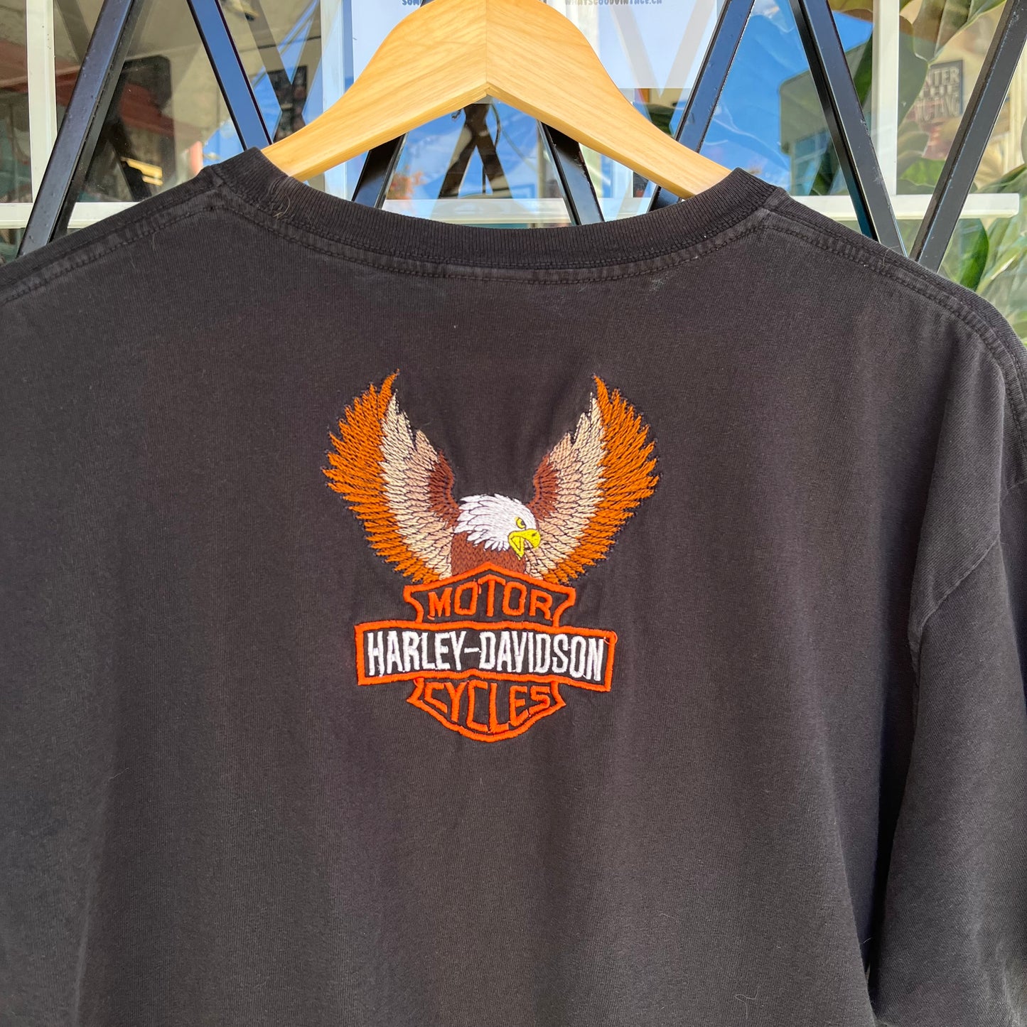 Harley Davidson Embroidered Souvenir Tee - Size XL