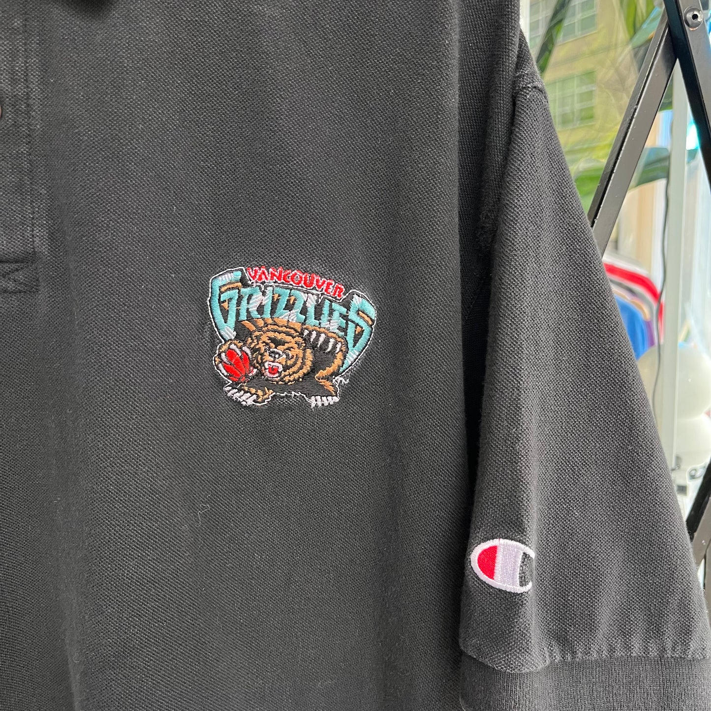 Vintage Champion Vancouver Grizzlies Shirt - Size L