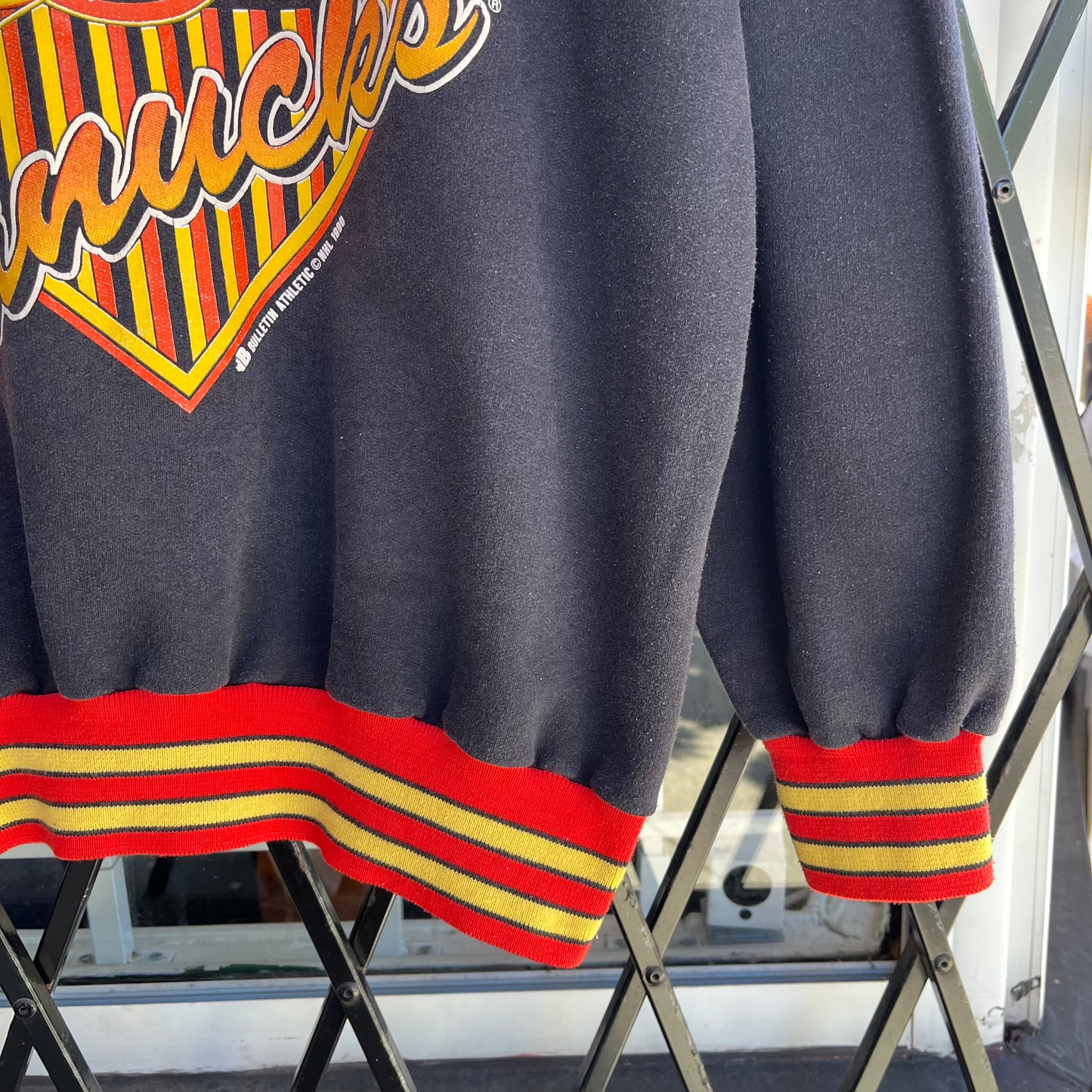 1990 Vancouver Canucks Crewneck - Size L