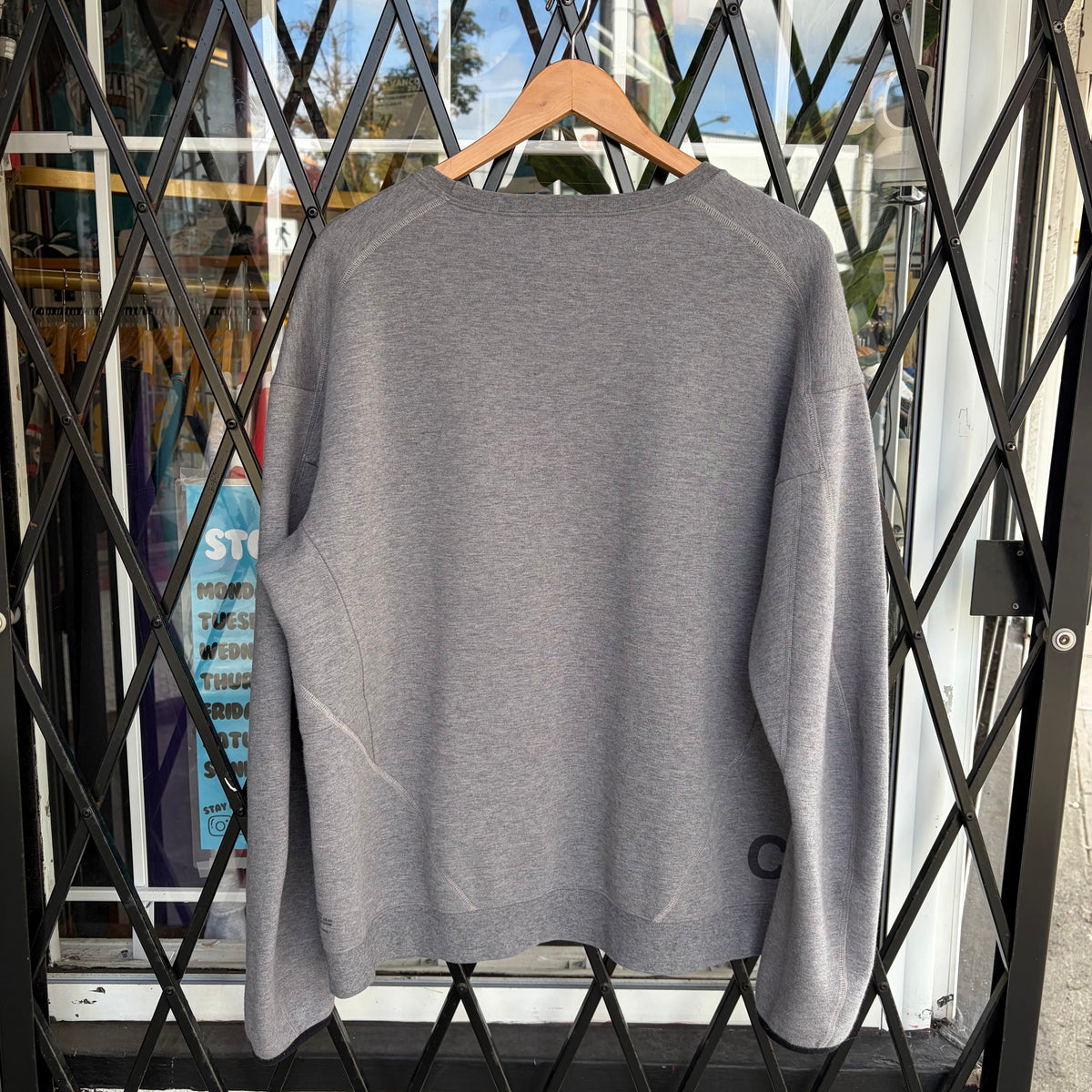 Nike ACG Crewneck - Size XL
