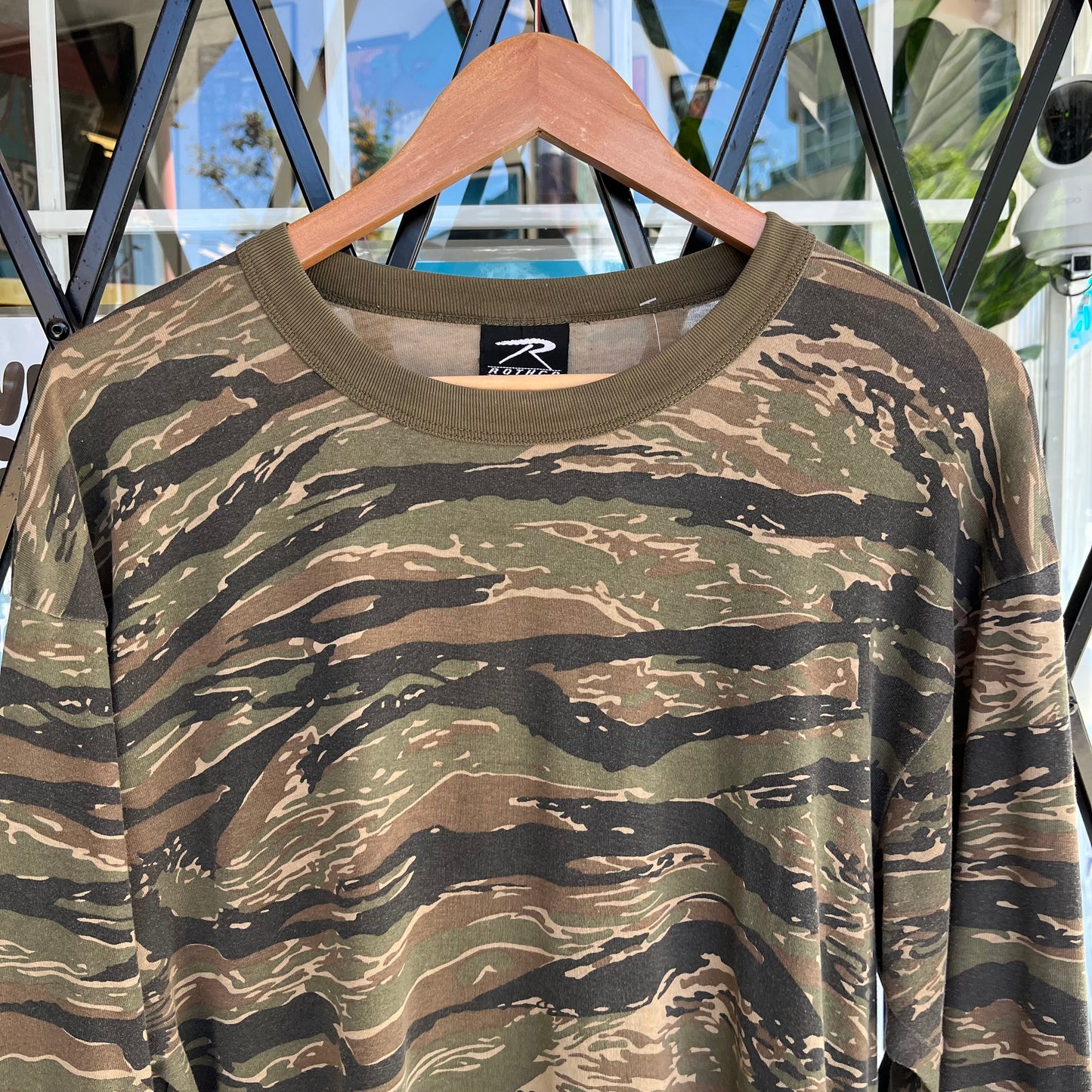 Vintage Camo Long Sleeve Shirt - Size XL