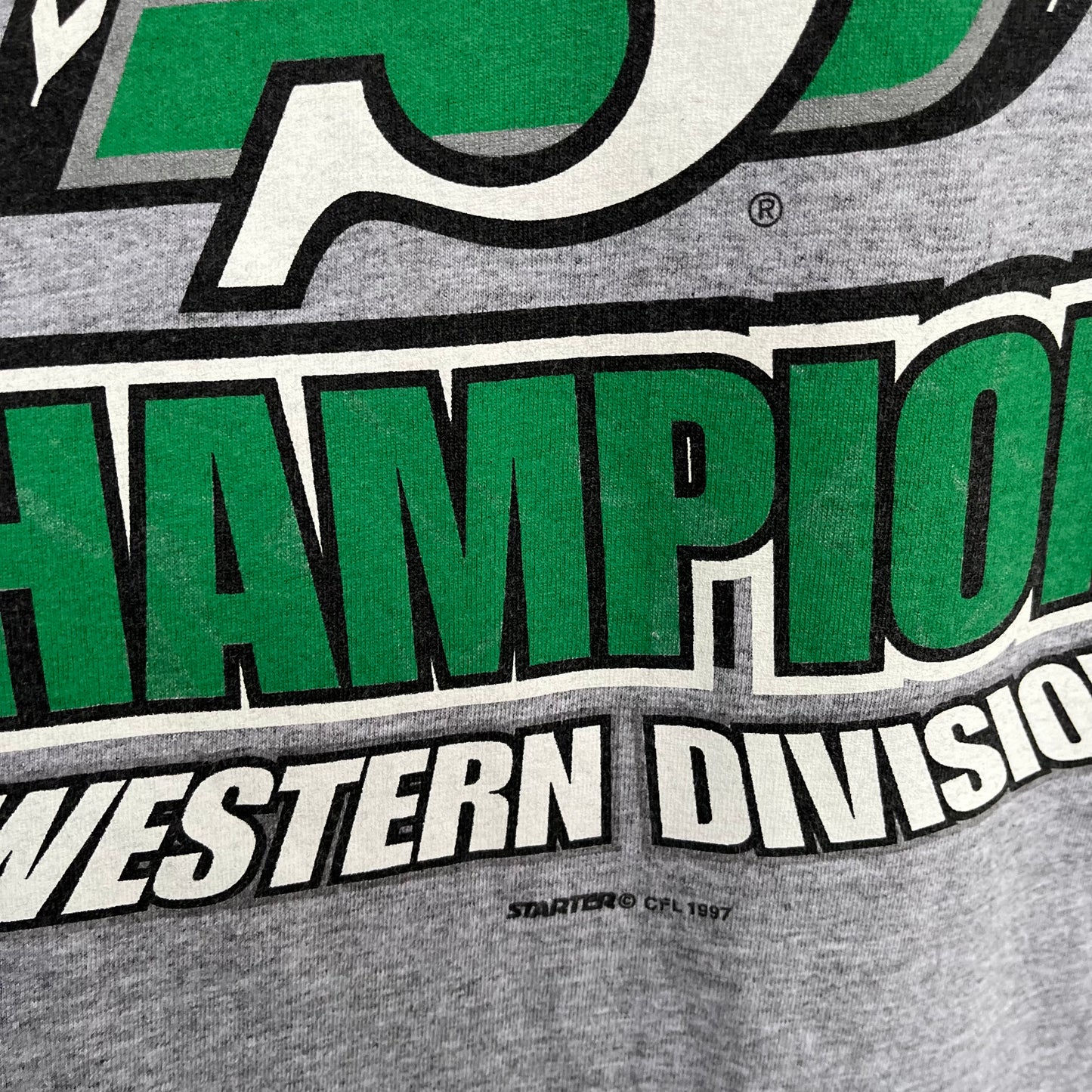 1997 Starter Saskatchewan  Roughriders Tee - Size L