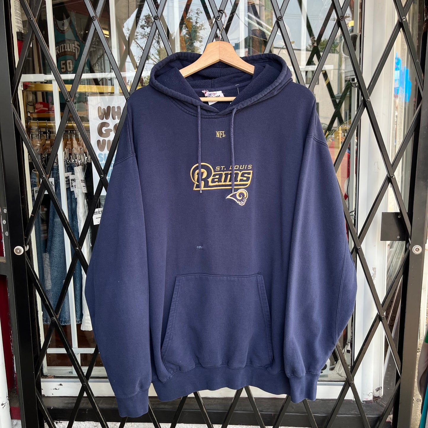 2000’s St. Louis Rams Hoodie - Size XXL