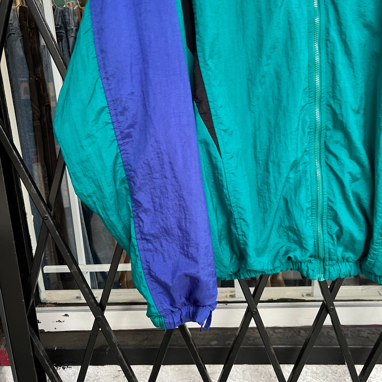 Vintage Columbia Windbreaker - Size L