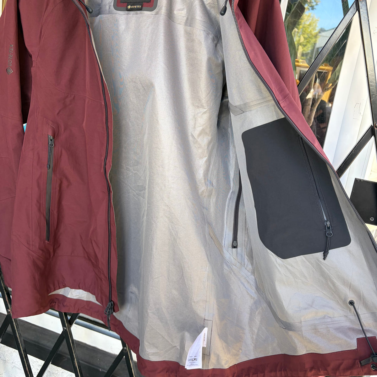 Mountain Hard Wear TrailVerse Gore-Tex Jacket - Size Women’s M