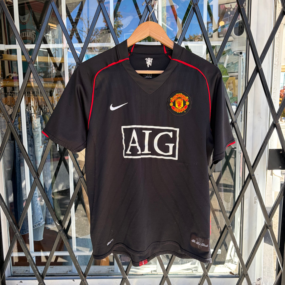 2007-08 Nike Manchester United Jersey - Size M