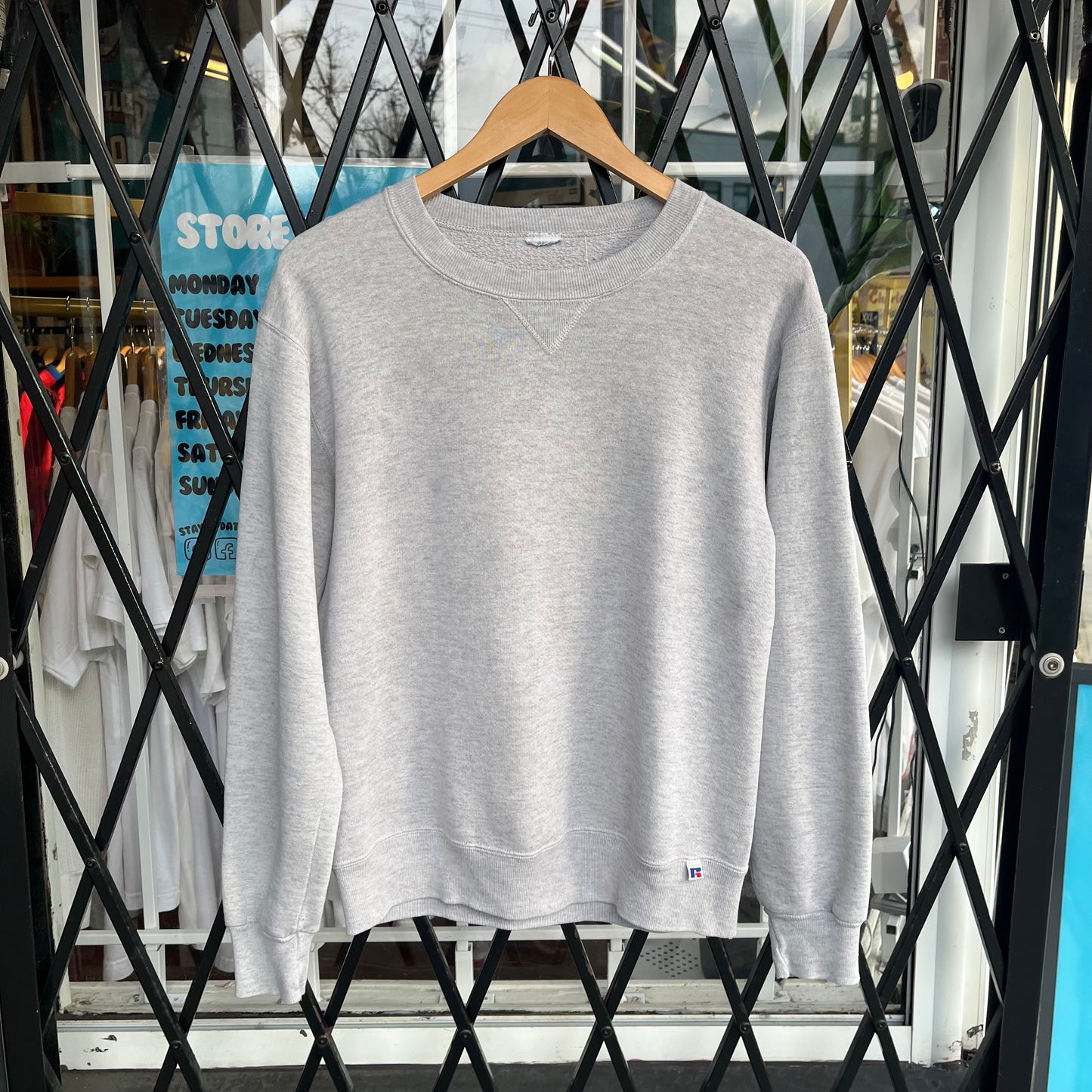 Vintage Russell Blank Crewneck - Size M