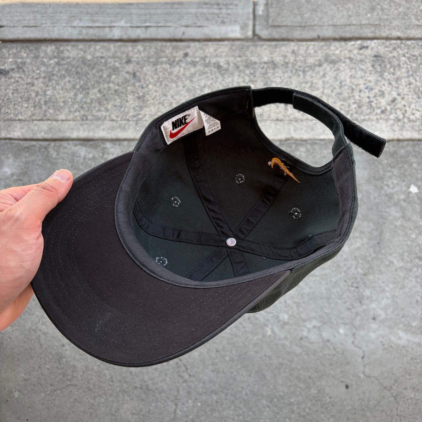 Vintage Nike VelcoBack Hat