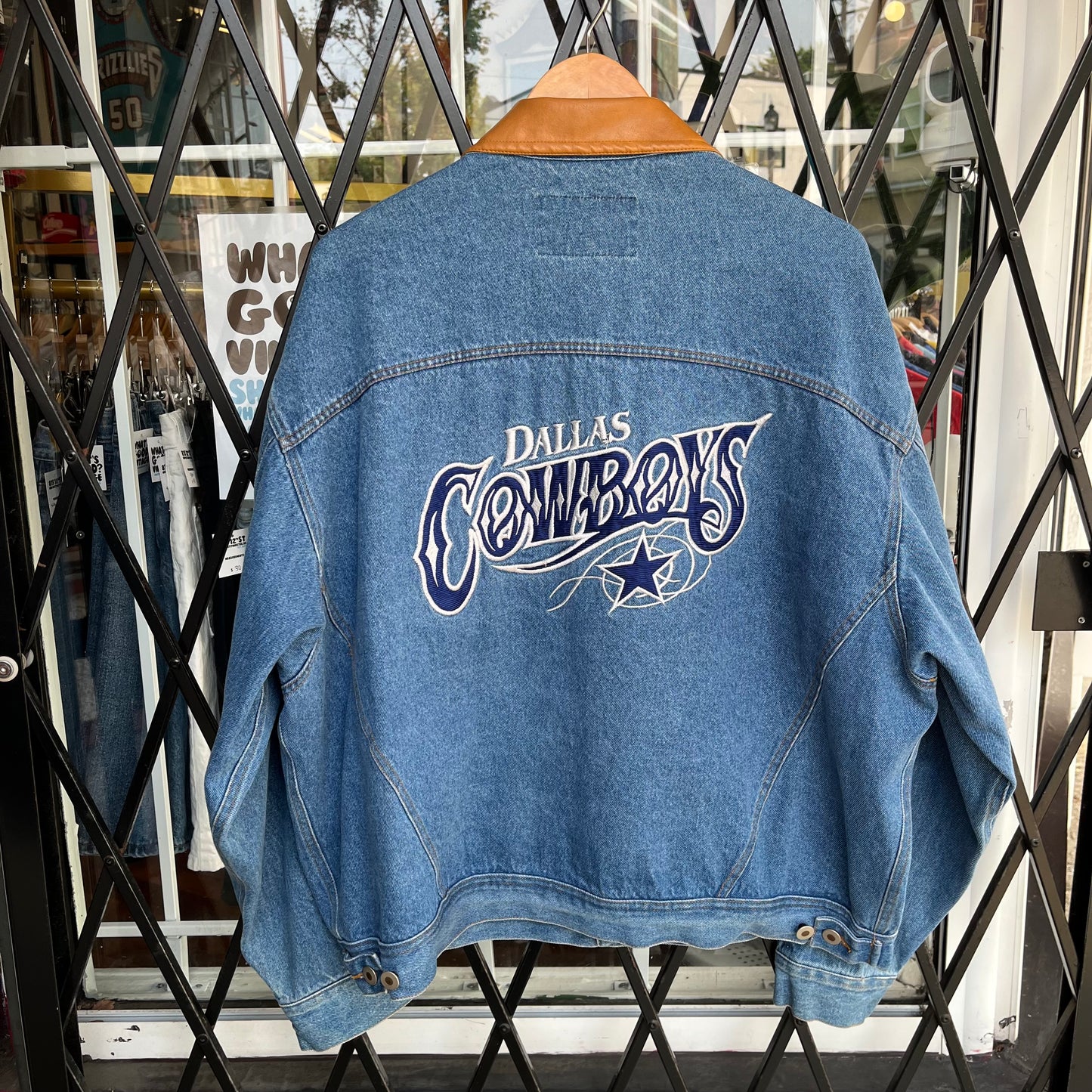 Vintage Dallas Cowboys Denim Jacket - Size XL